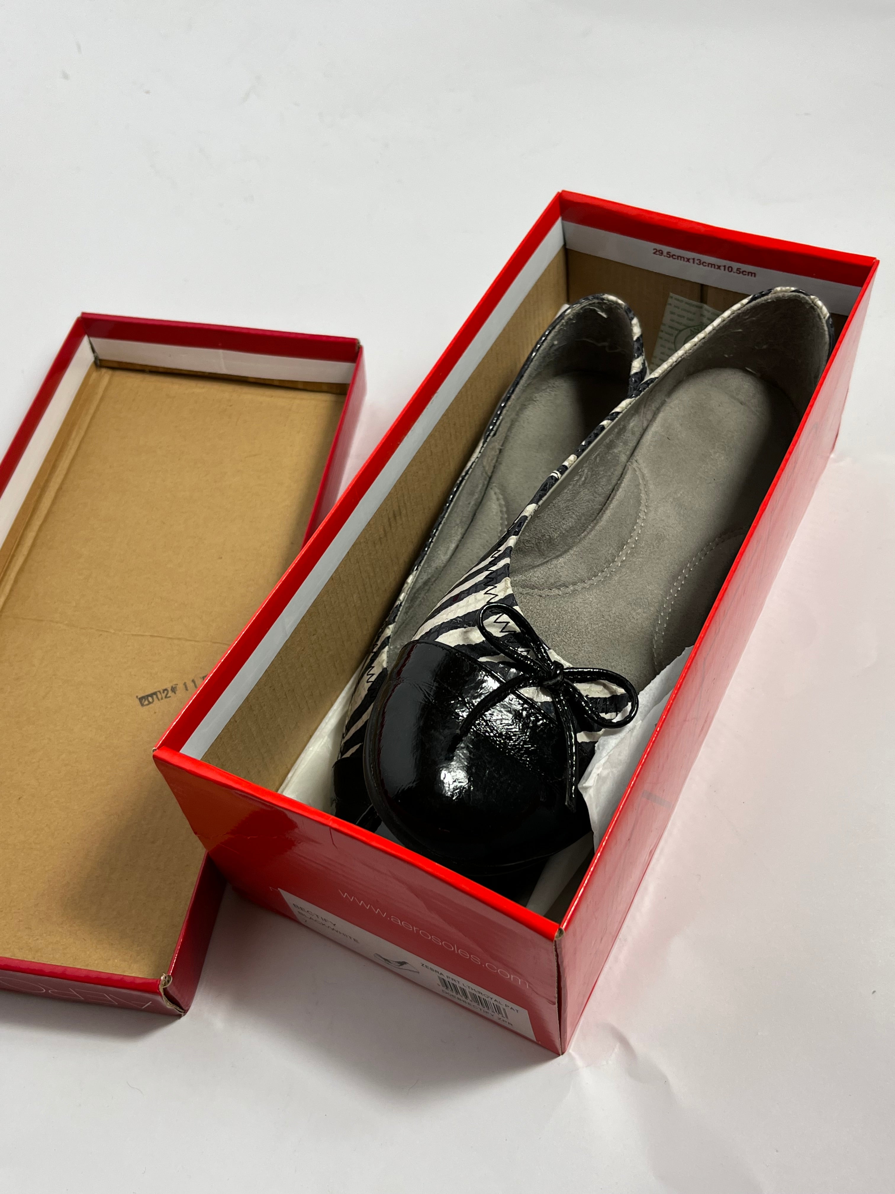 VINTAGE BALLERINA FLATS EU40