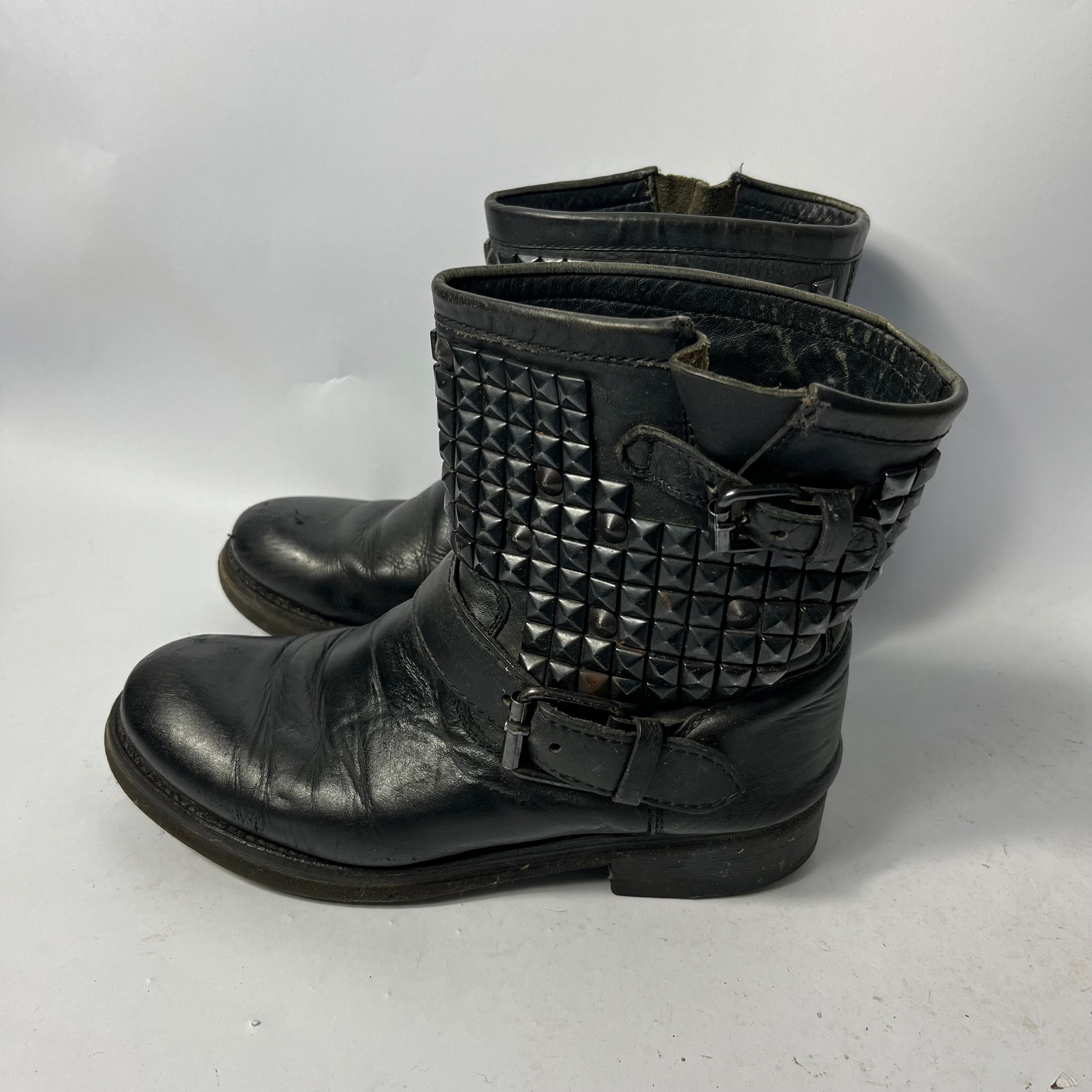 VINTAGE ASH BOOTS EU38