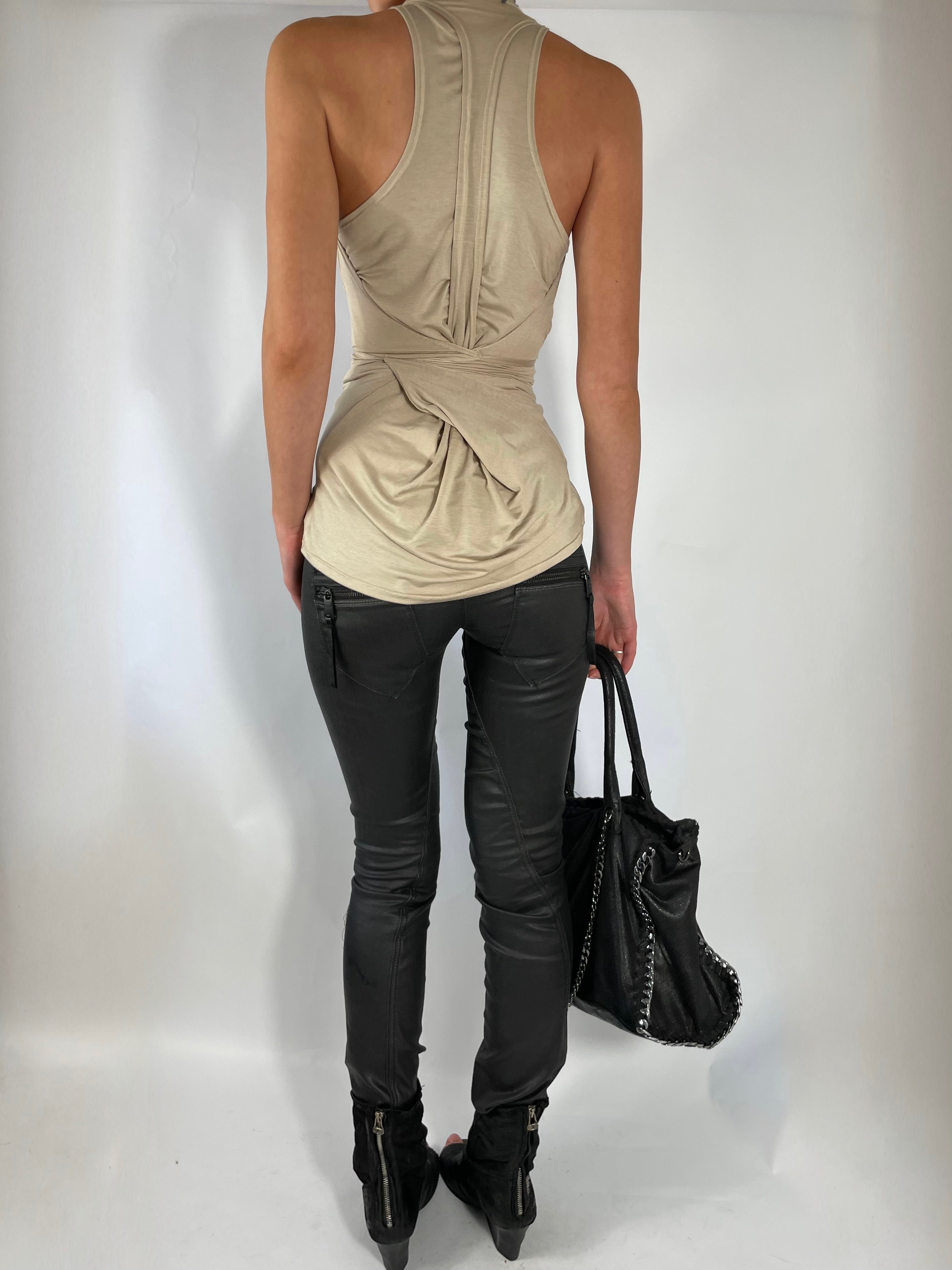 TWO LAYER TIE TOP IN TAN