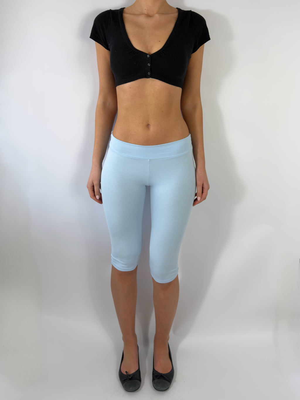 ULTRA LOW RISE CAPRI PANTS IN BABY BLUE