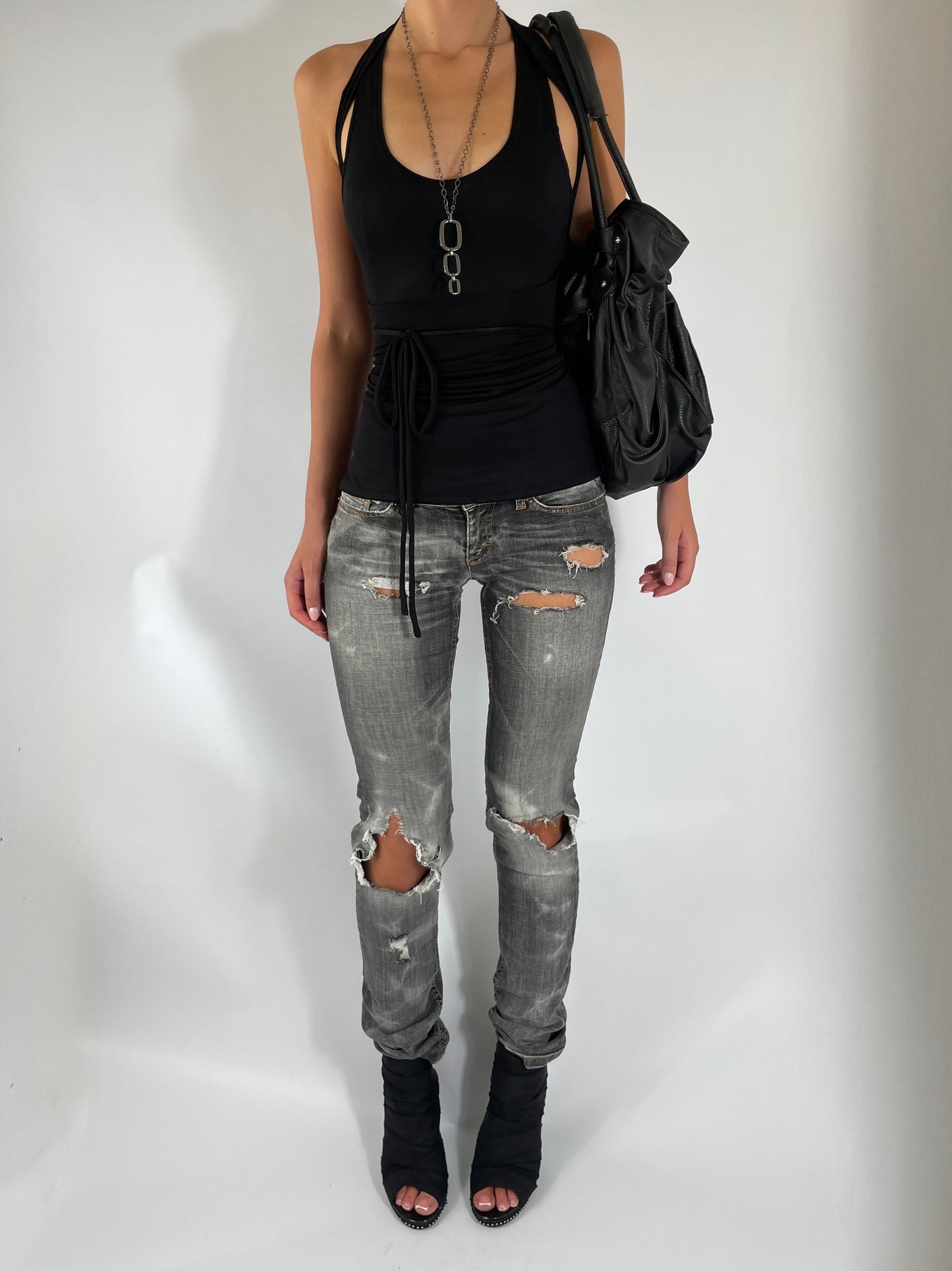 TWO LAYER TIE TOP IN BLACK