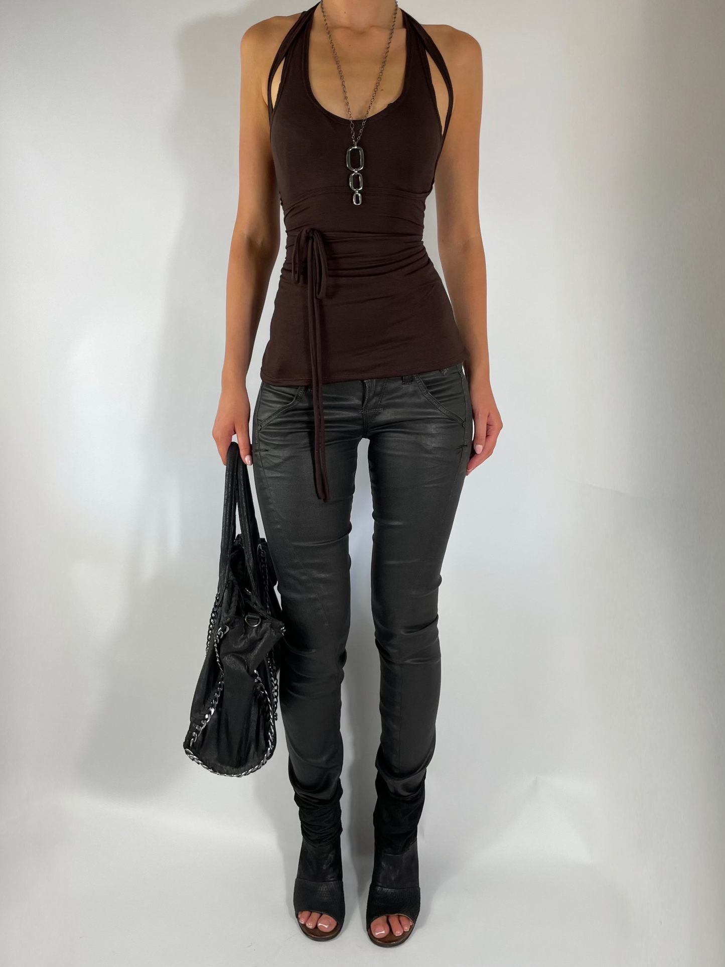 TWO LAYER TIE TOP IN BROWN