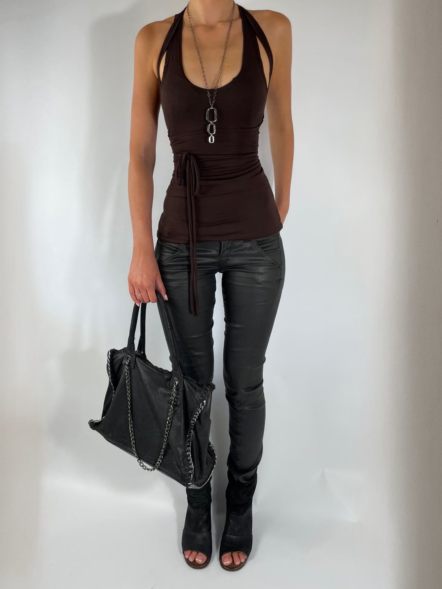 TWO LAYER TIE TOP IN BROWN