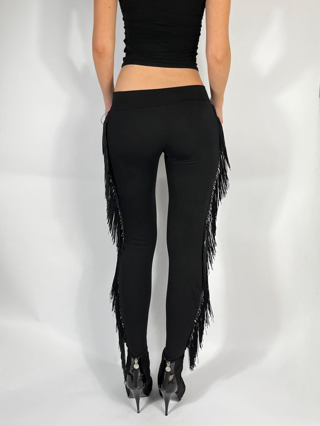 ULTRA LOW RISE SKINNIES IN BLACK FRINGE