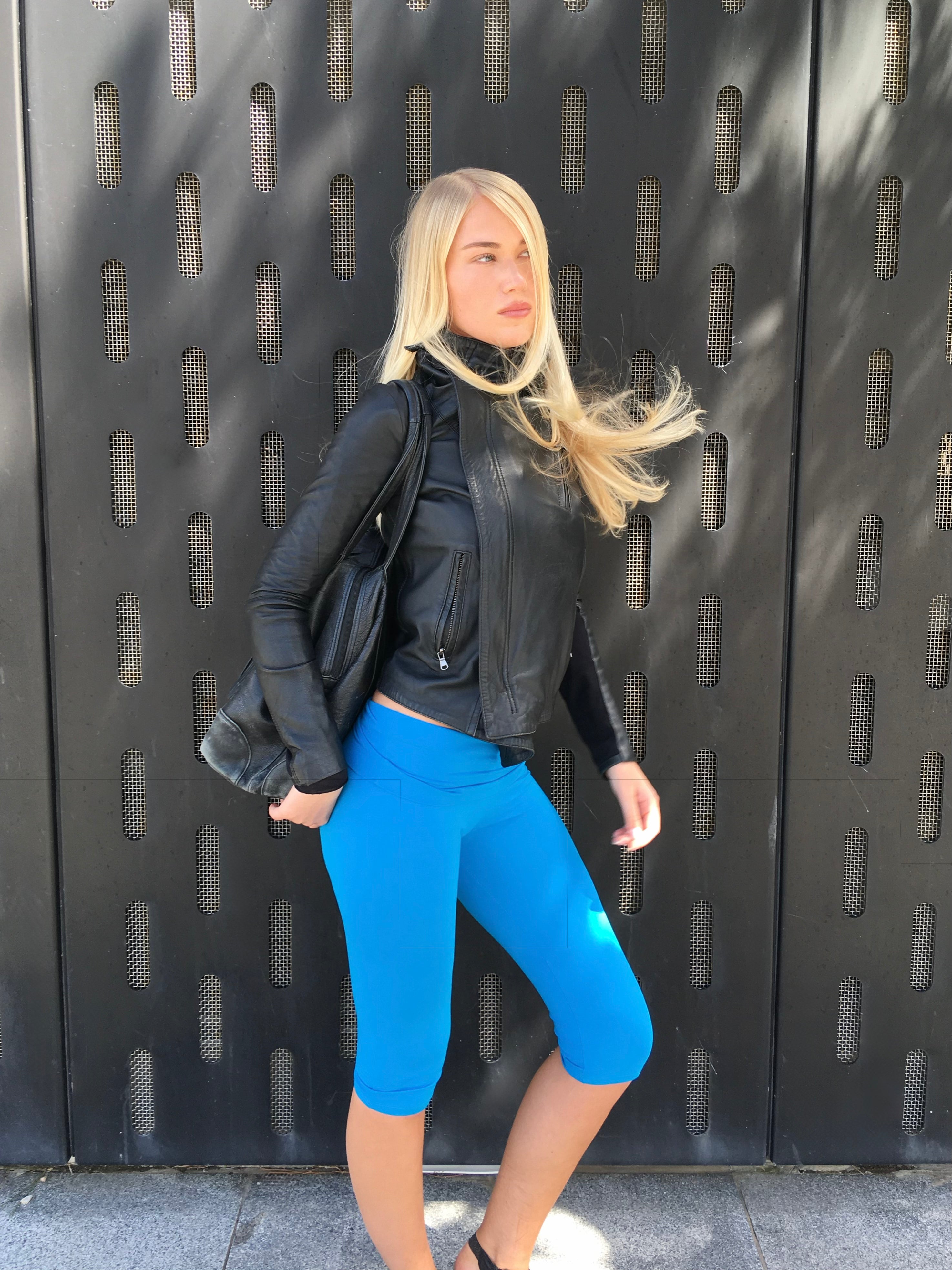 FOLDOVER CAPRI PANTS IN BLUE