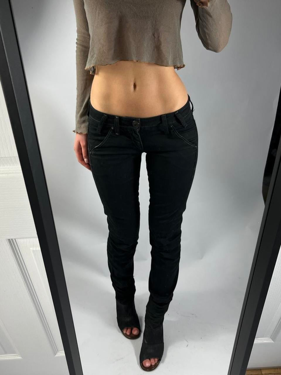 VINTAGE 2004 GUESS LOW RISE JEANS SIZE 27 BNWT