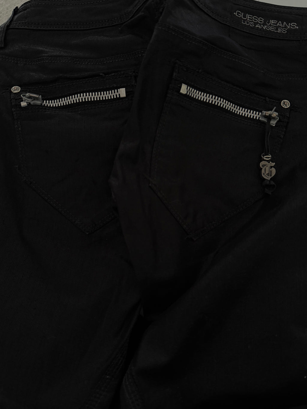 VINTAGE 2004 GUESS LOW RISE JEANS SIZE 27