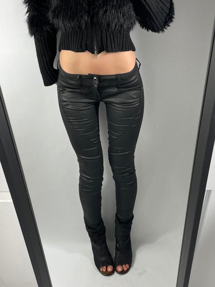 VINTAGE 2004 GUESS LOW RISE JEANS SIZE 27