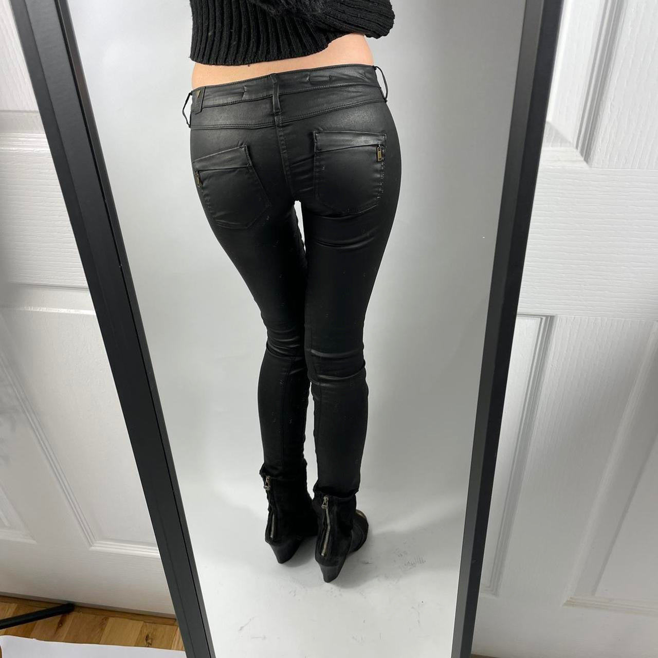 VINTAGE 2004 GUESS LOW RISE JEANS SIZE 27