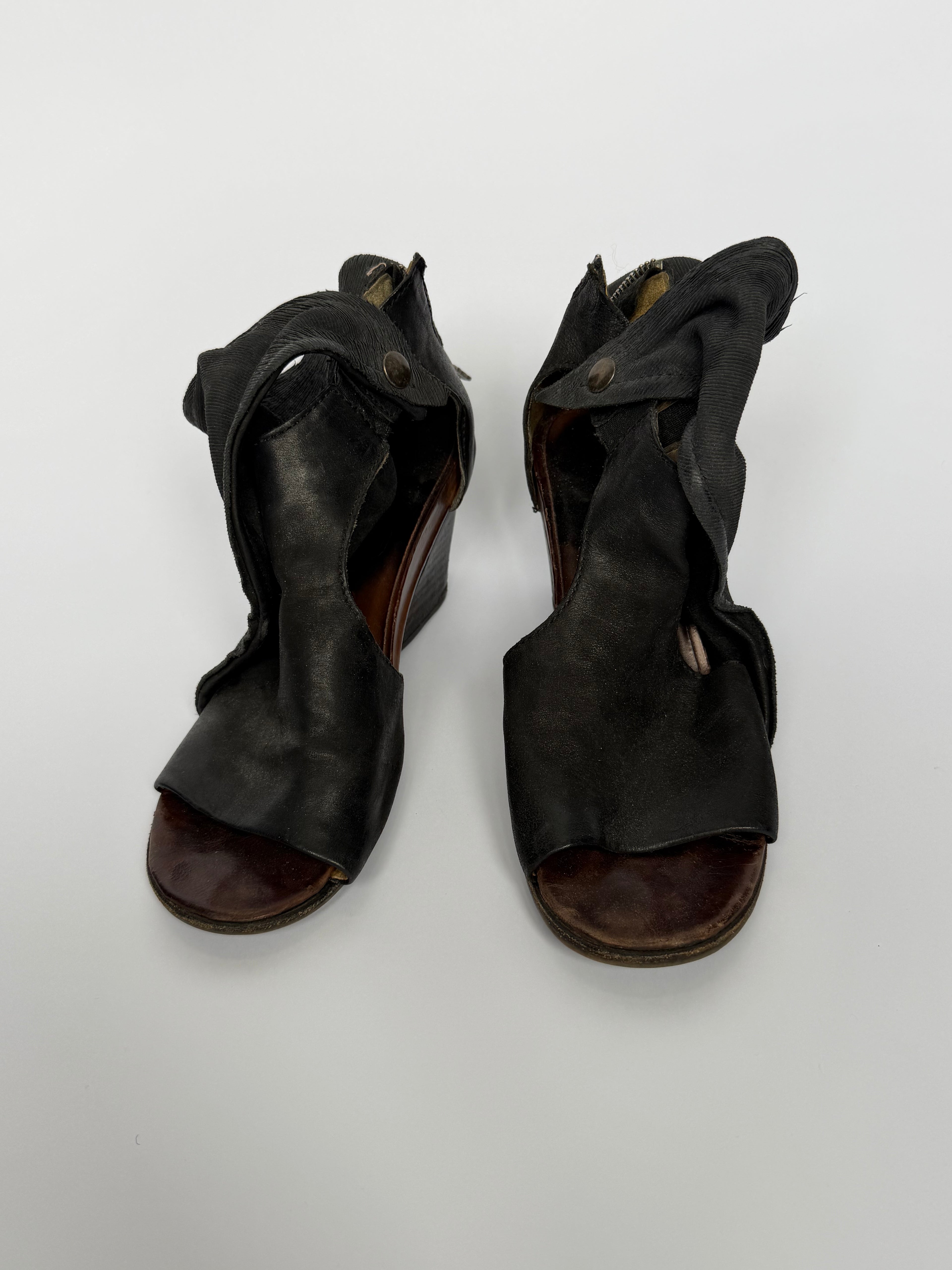 VINTAGE AS98 HEELS EU39