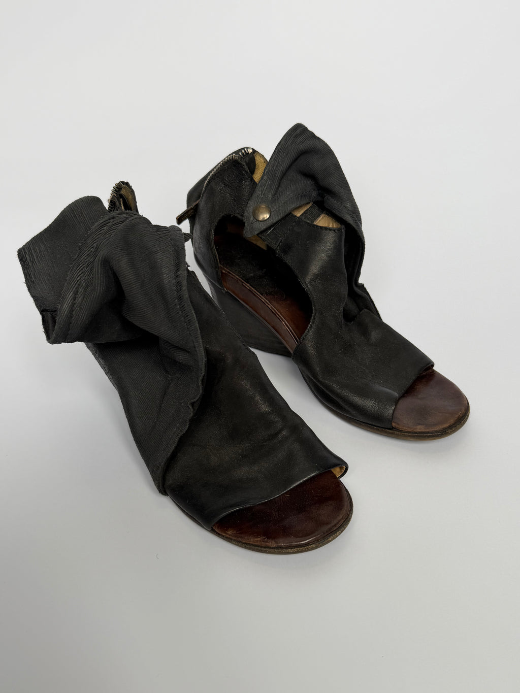 VINTAGE AS98 HEELS EU39