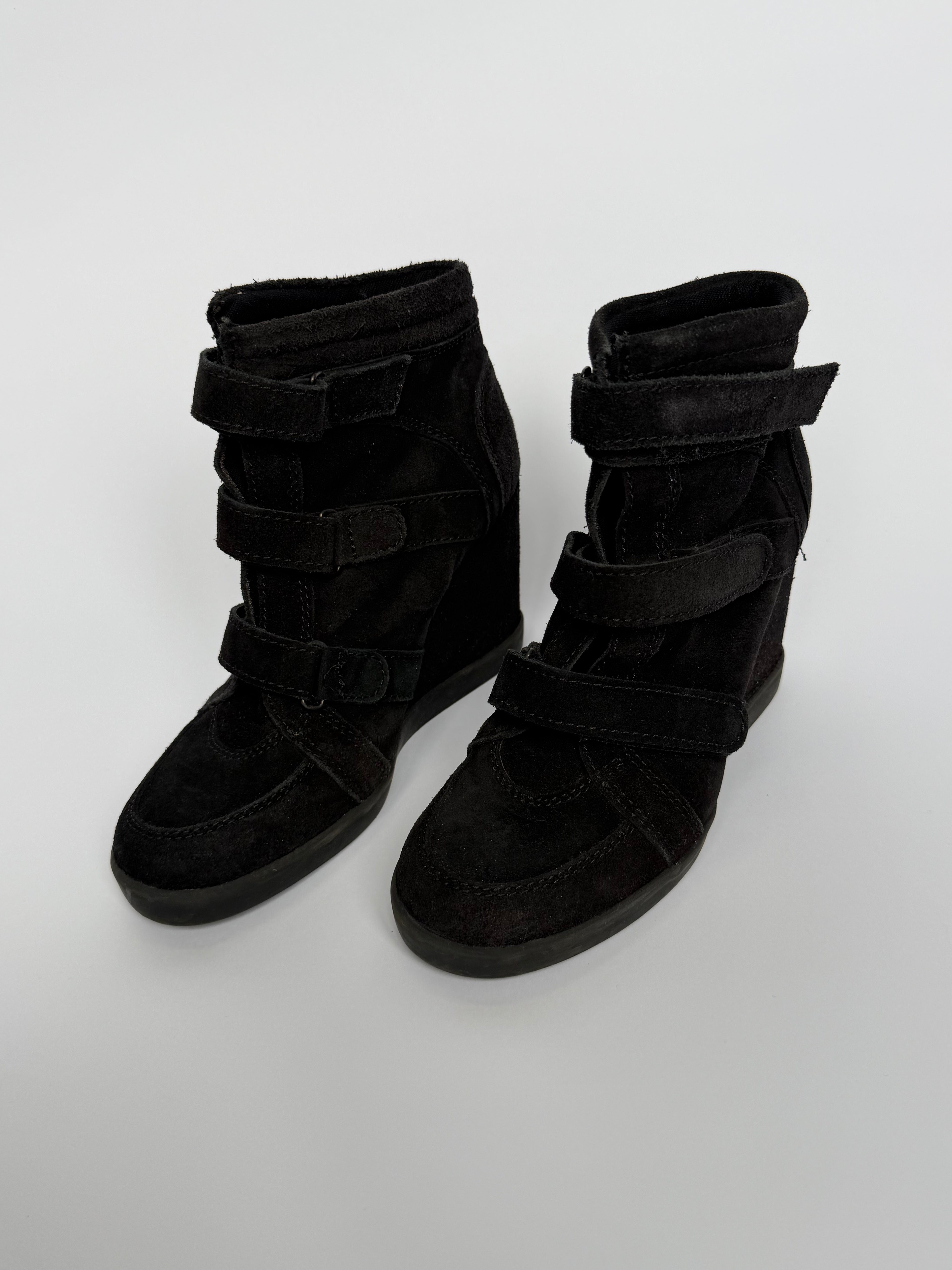 VINTAGE WEDGE SNEAKERS HEELS EU39