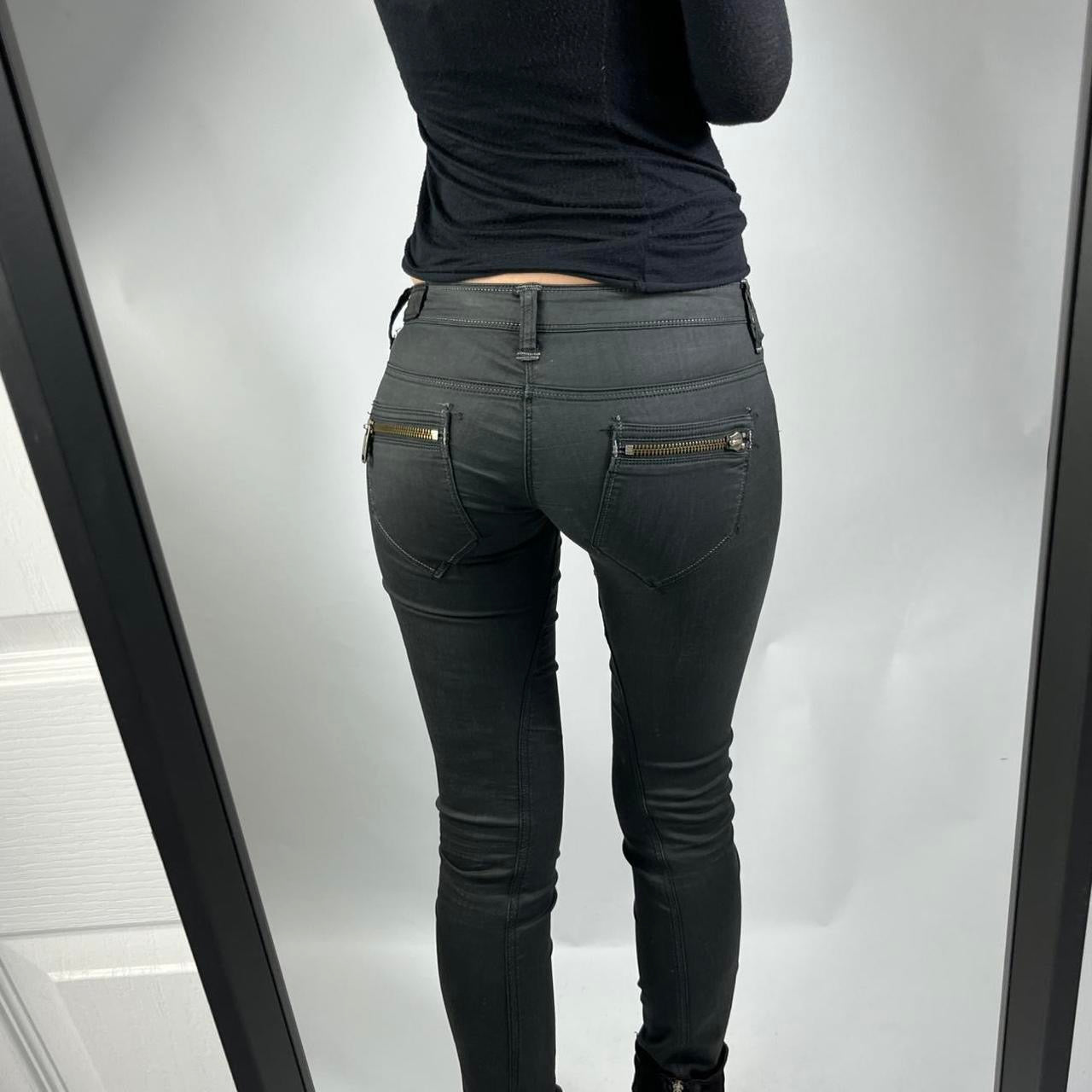 VINTAGE GUESS ROCKET LOW RISE JEANS BNWT