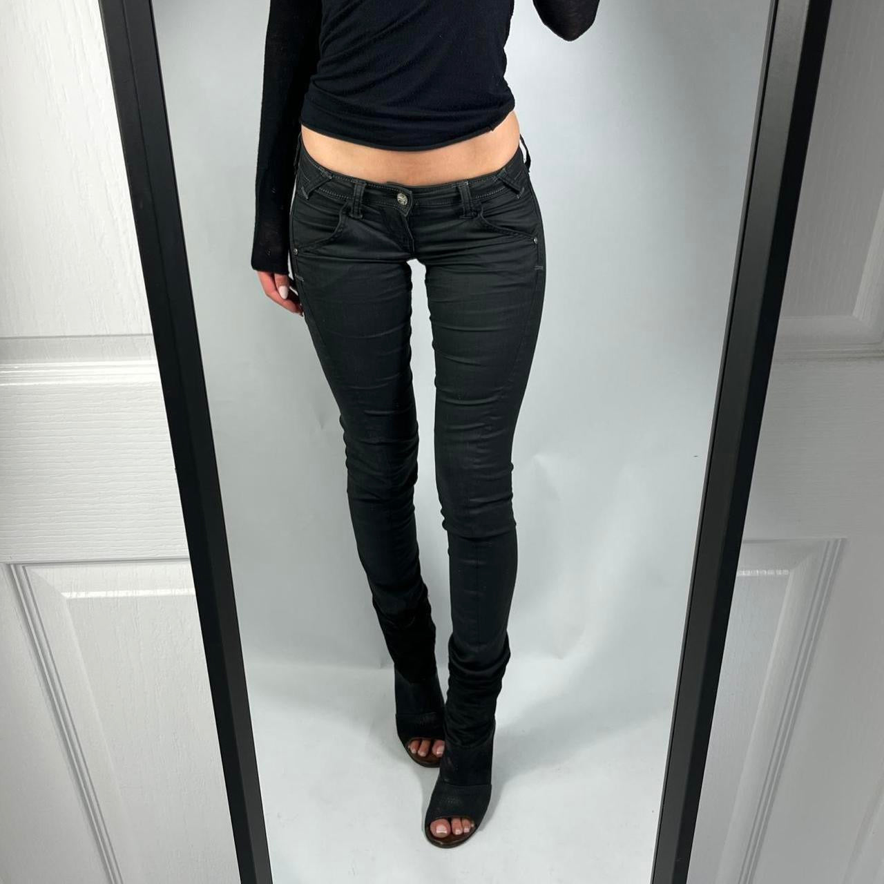 VINTAGE GUESS ROCKET LOW RISE JEANS BNWT
