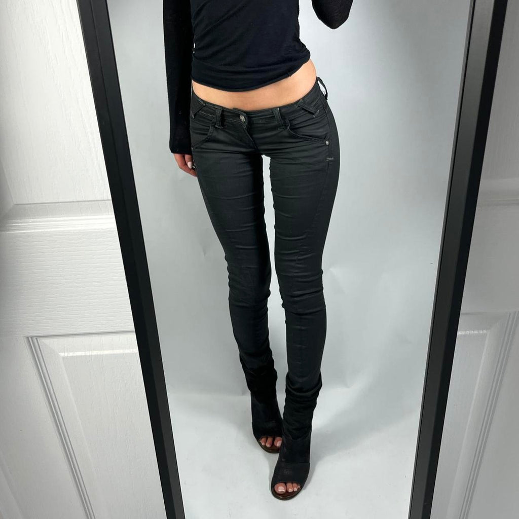 VINTAGE GUESS ROCKET LOW RISE JEANS BNWT