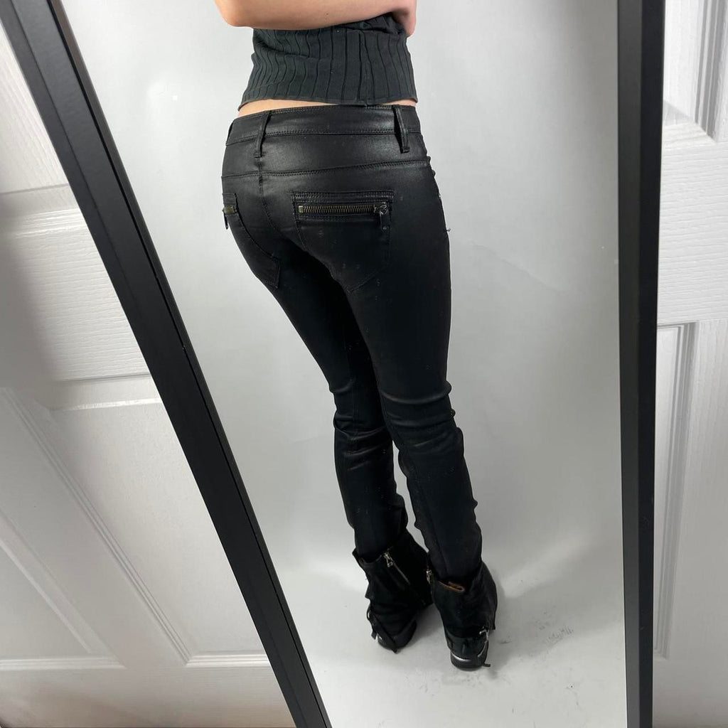 VINTAGE GUESS ROCKET SLIM LOW RISE JEANS