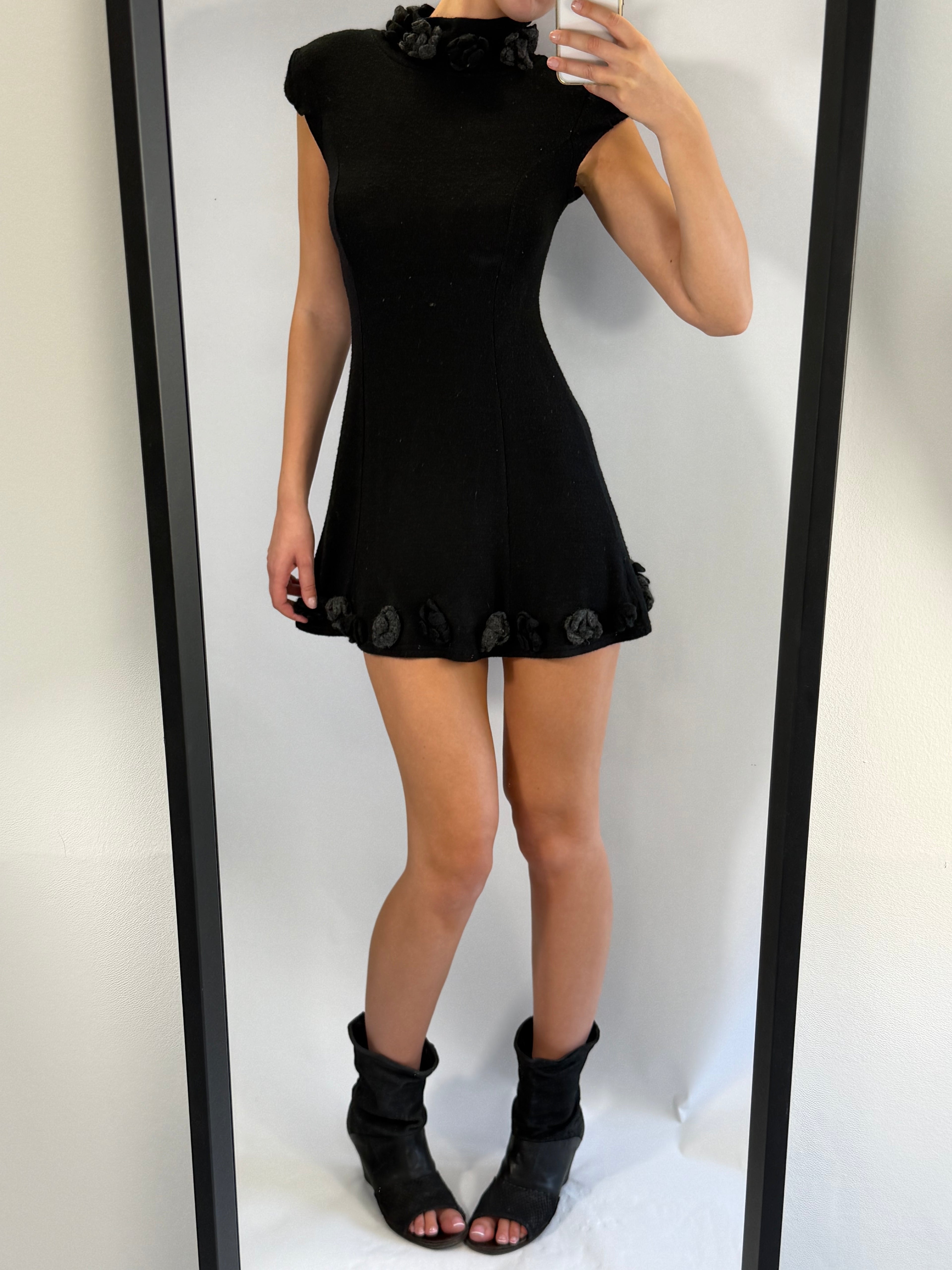 VINTAGE MINI DRESS