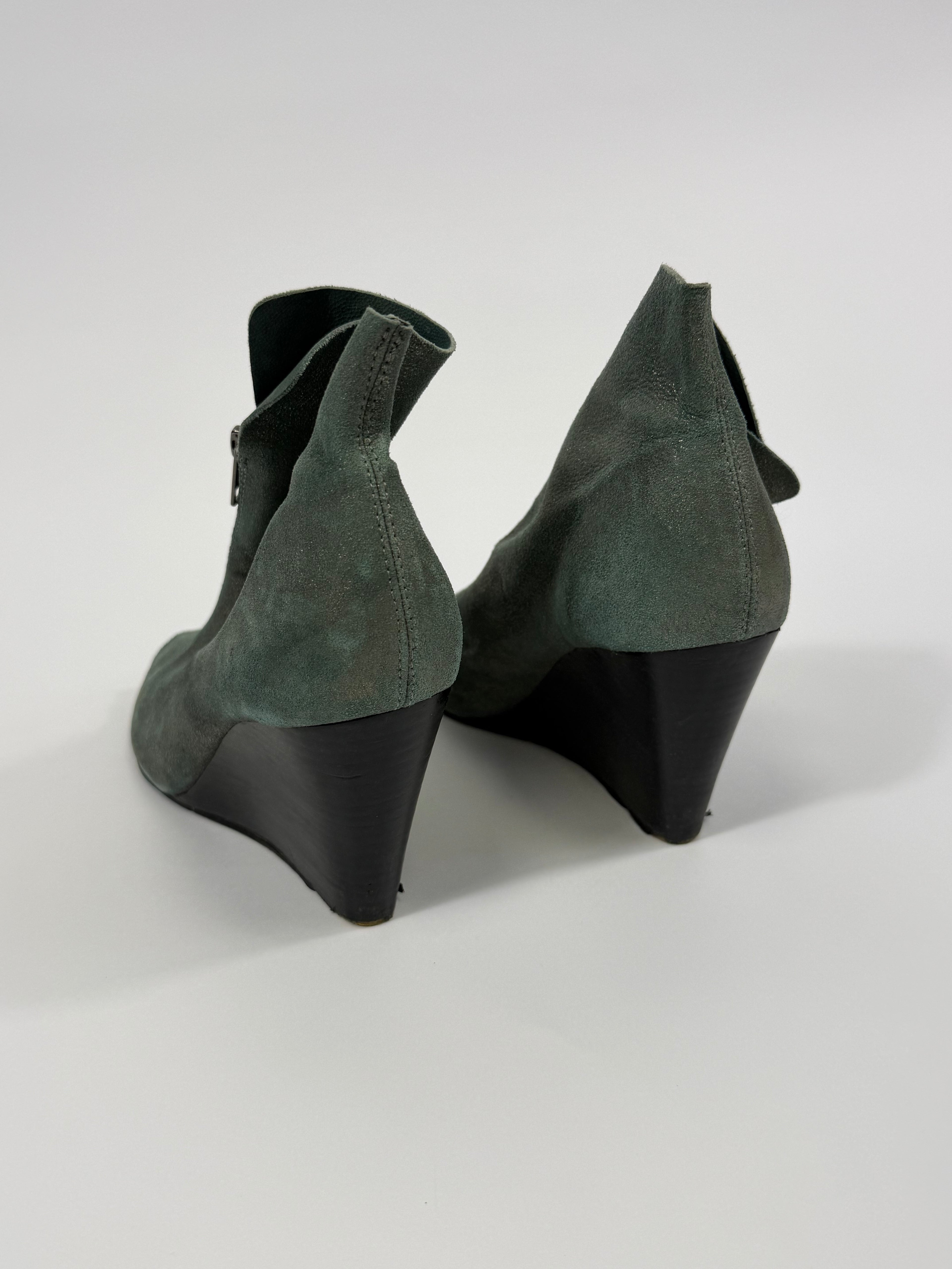 VINTAGE HEELS EU39