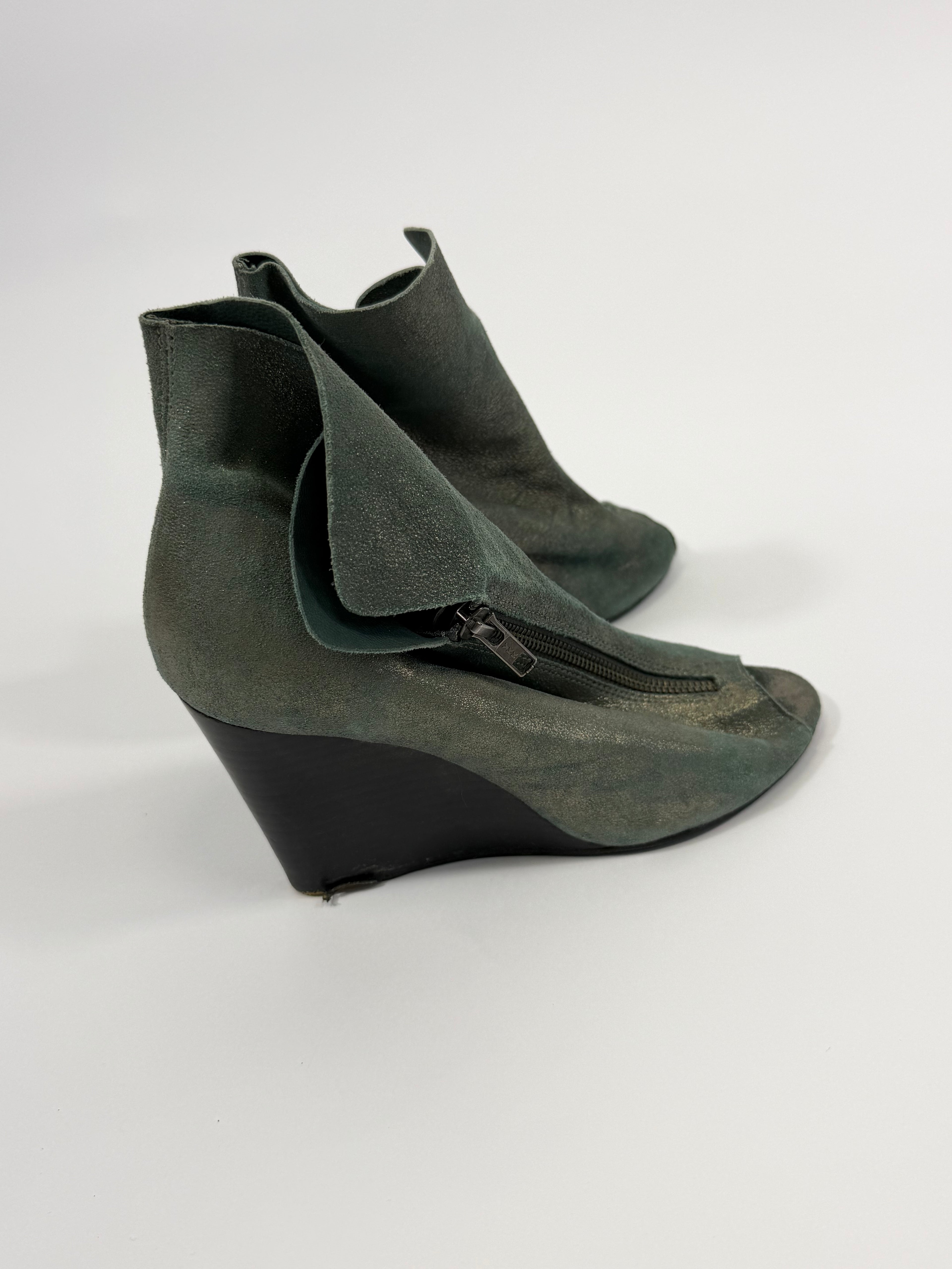 VINTAGE HEELS EU39