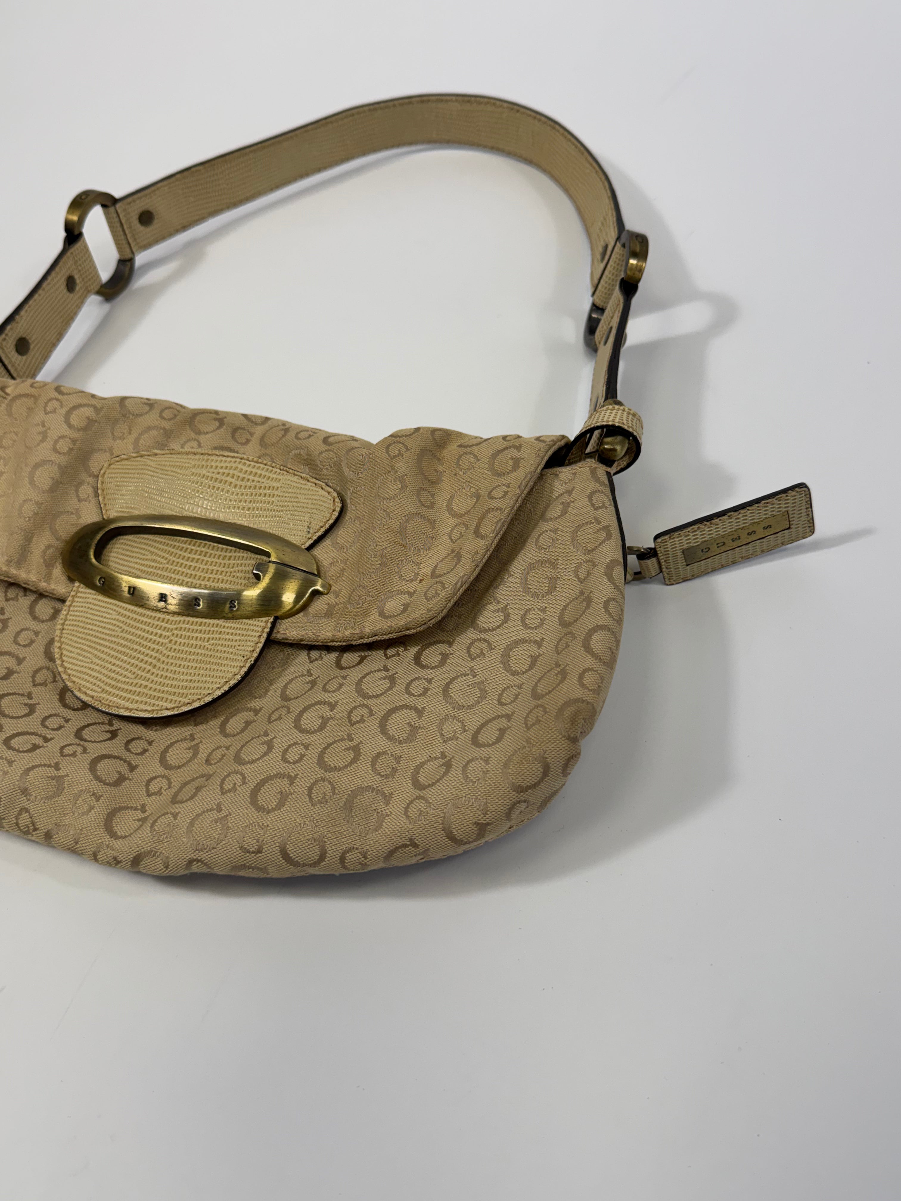 VINTAGE GUESS BAG