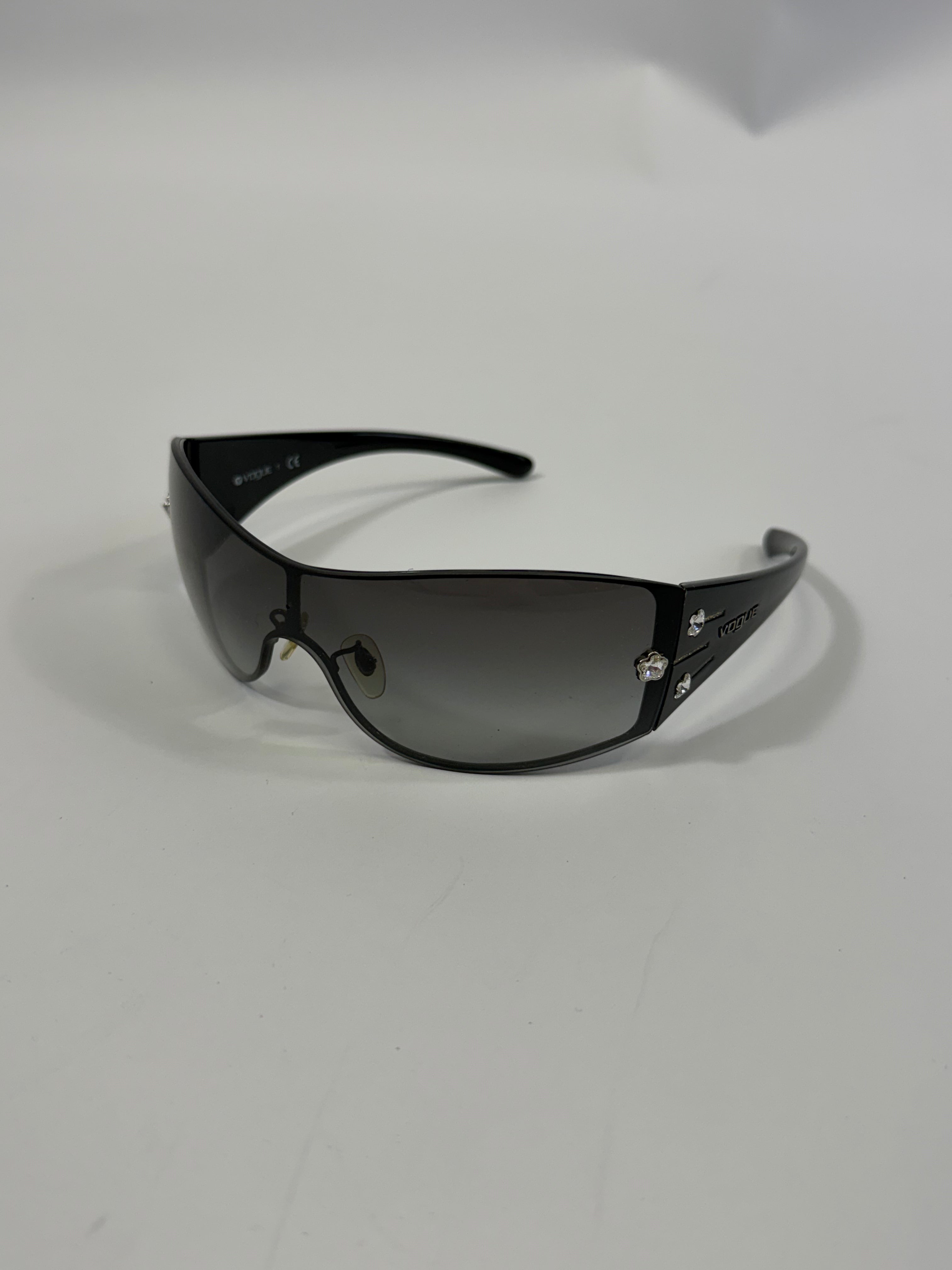 VINTAGE SHIELD SUNGLASSES