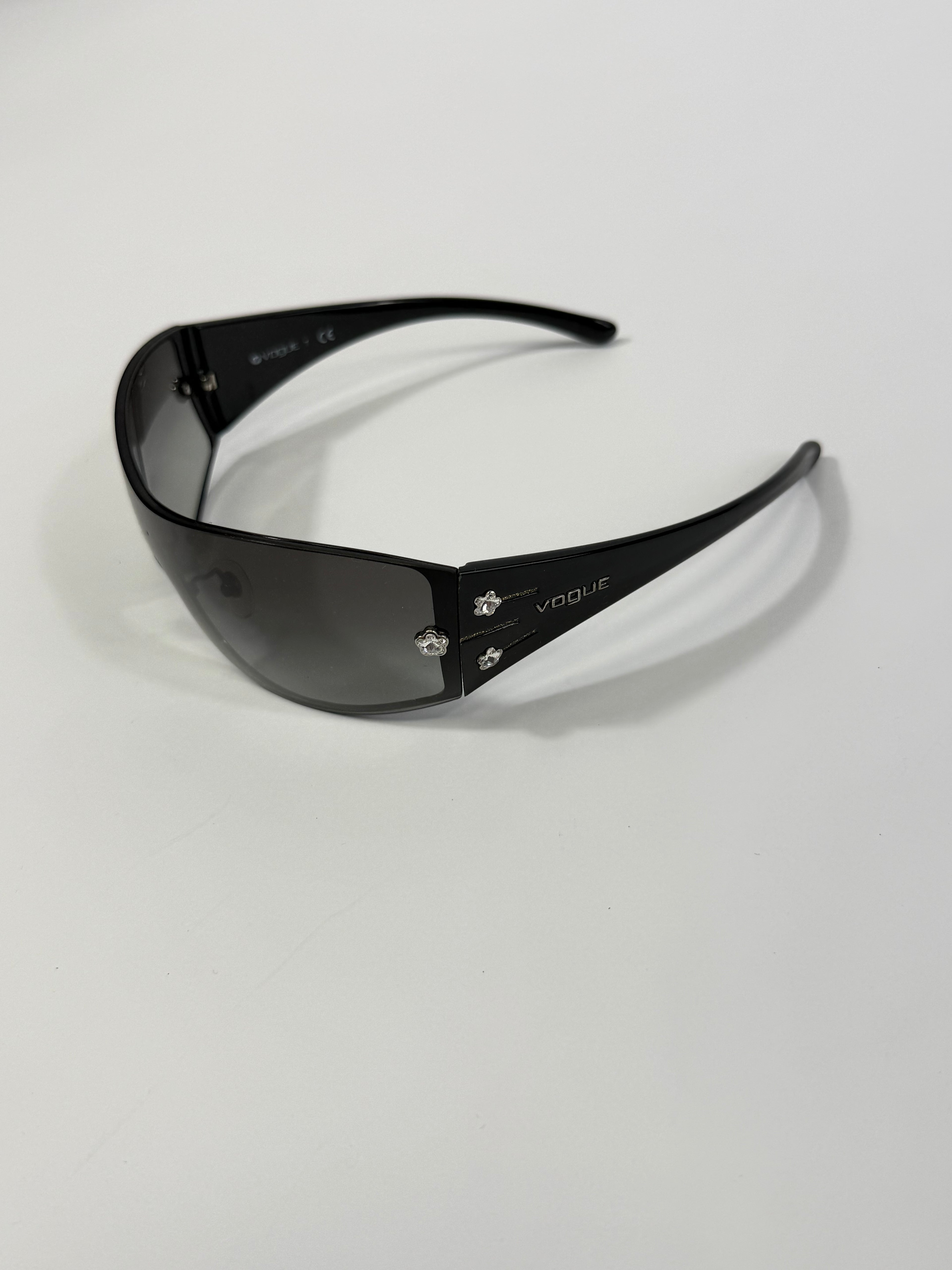 VINTAGE SHIELD SUNGLASSES