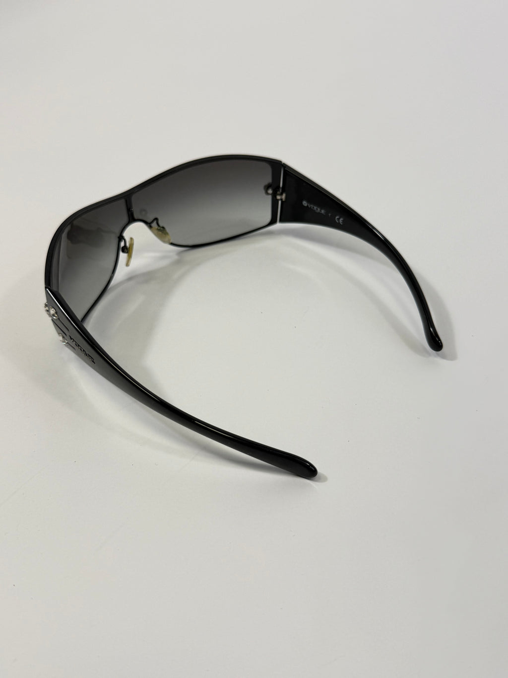 VINTAGE SHIELD SUNGLASSES