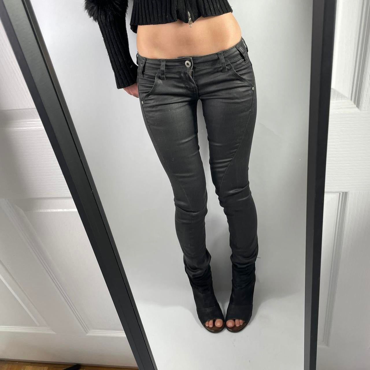 VINTAGE 2004 GUESS LOW RISE JEANS SIZE 27