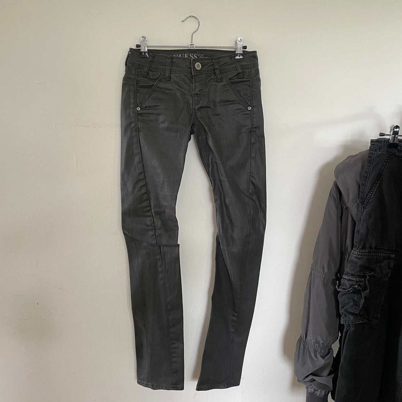 VINTAGE 2004 GUESS LOW RISE JEANS SIZE 27