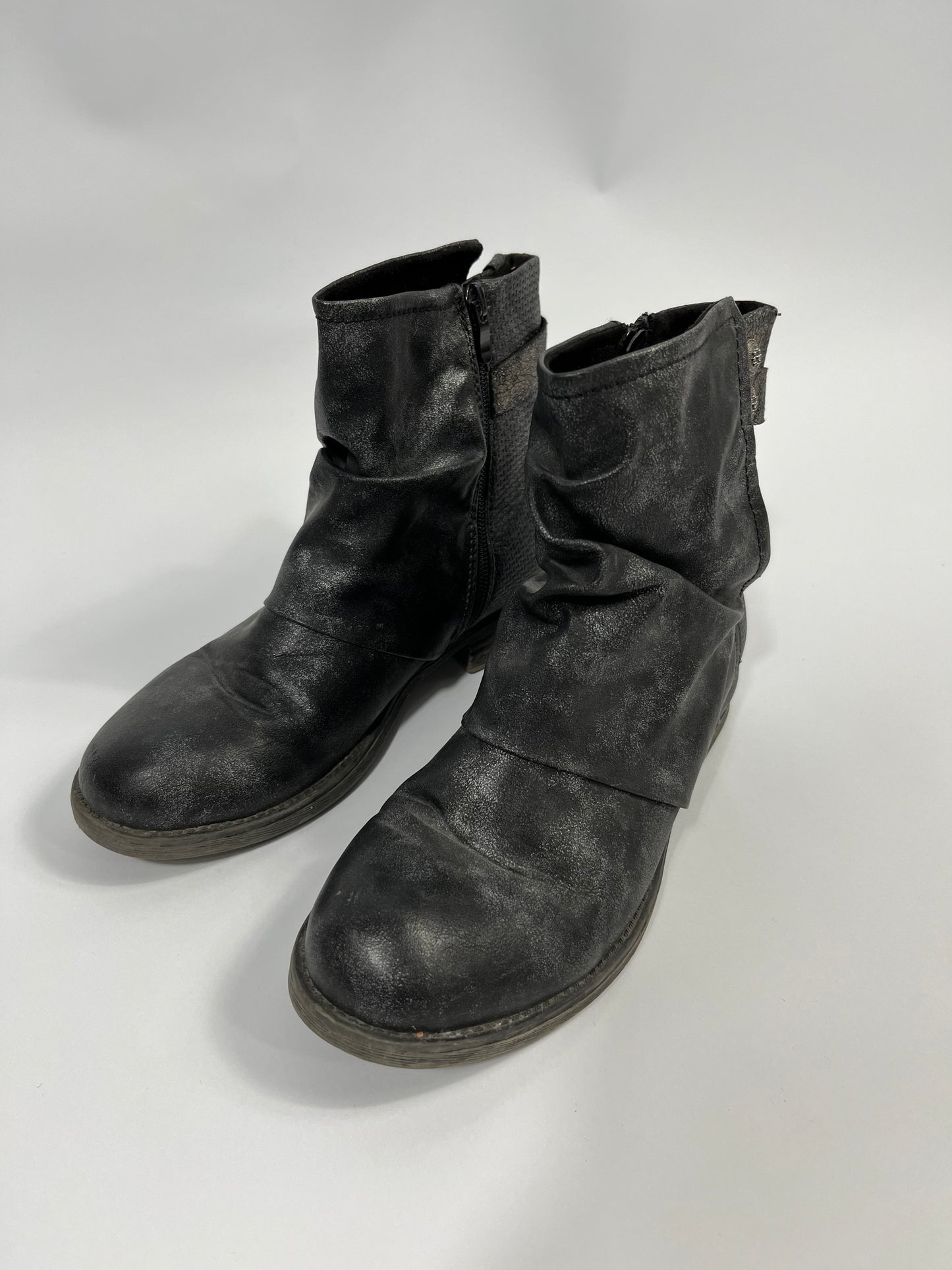 VINTAGE BOOTS EU39