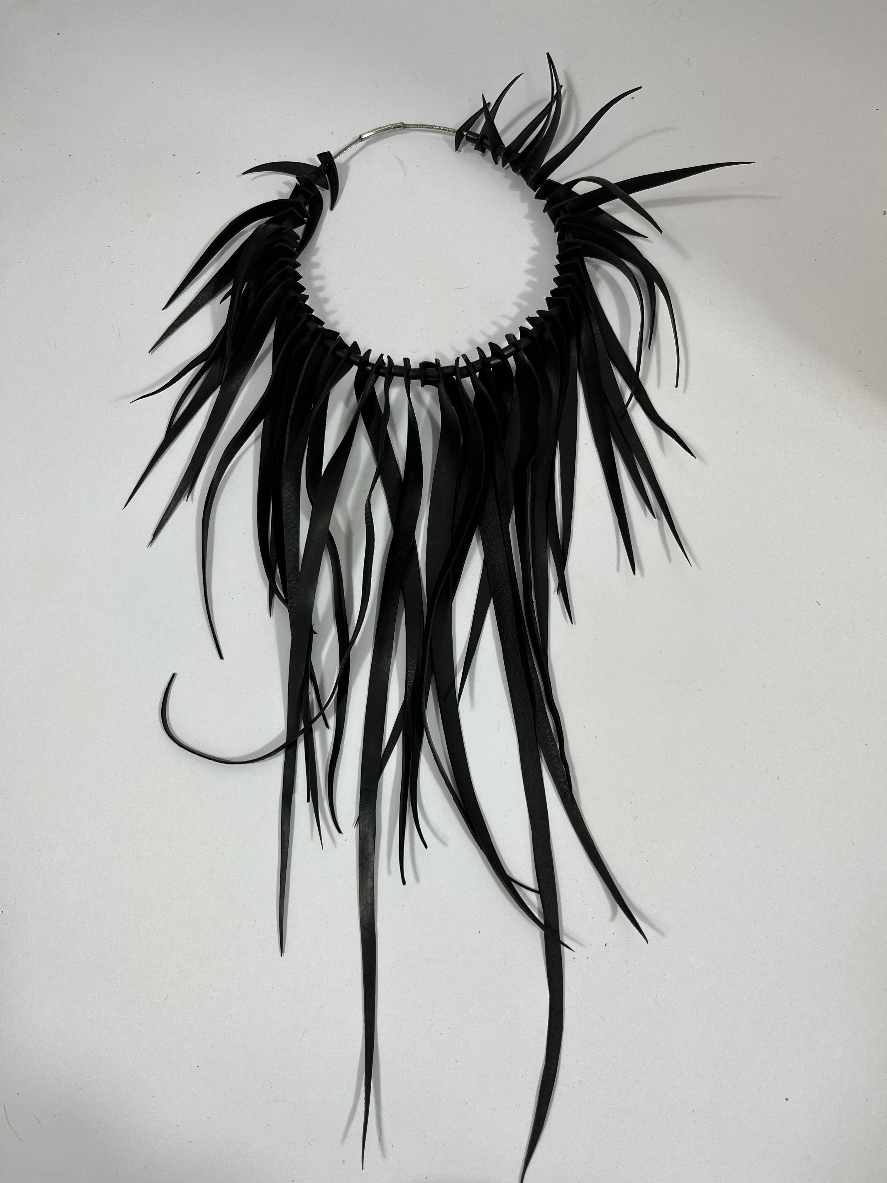 FRINGE NECKLACE