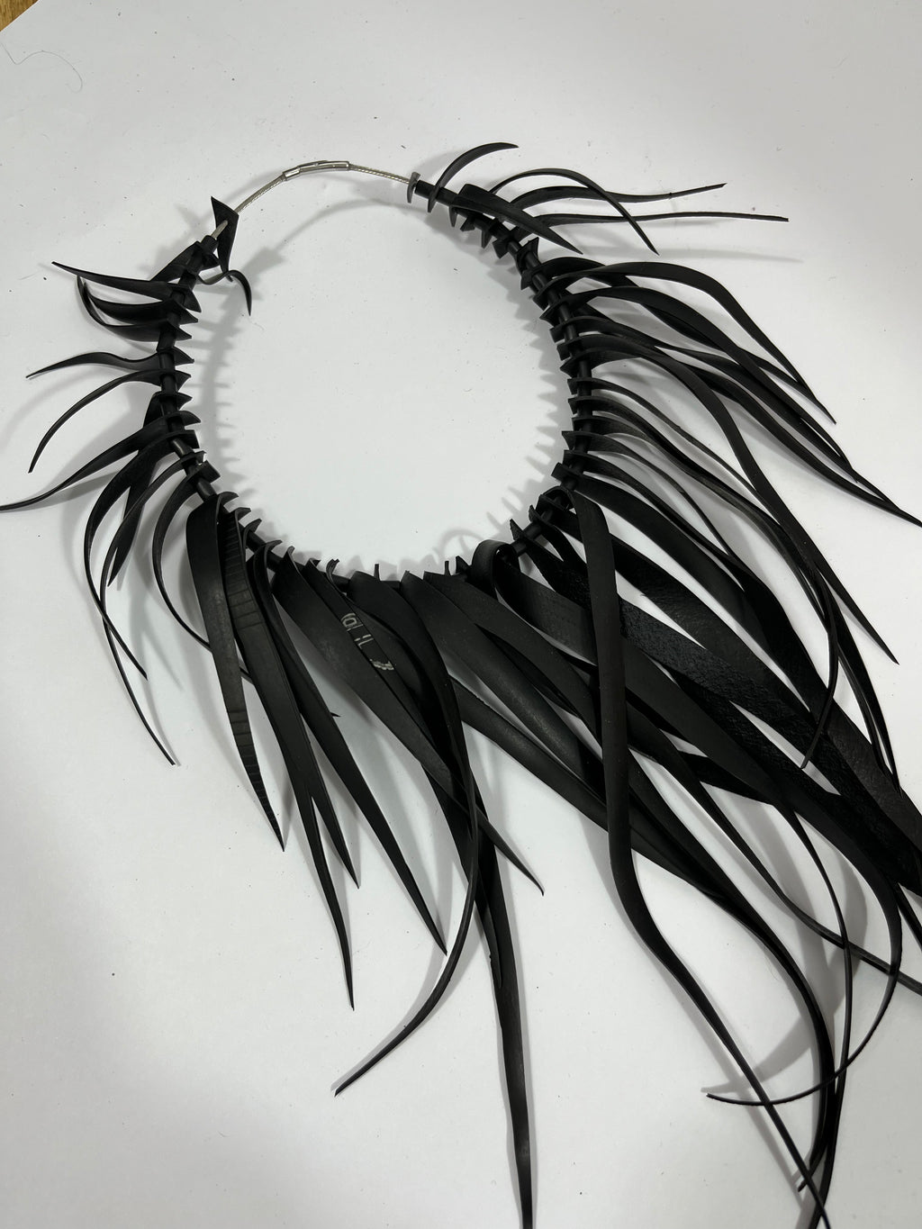 FRINGE NECKLACE
