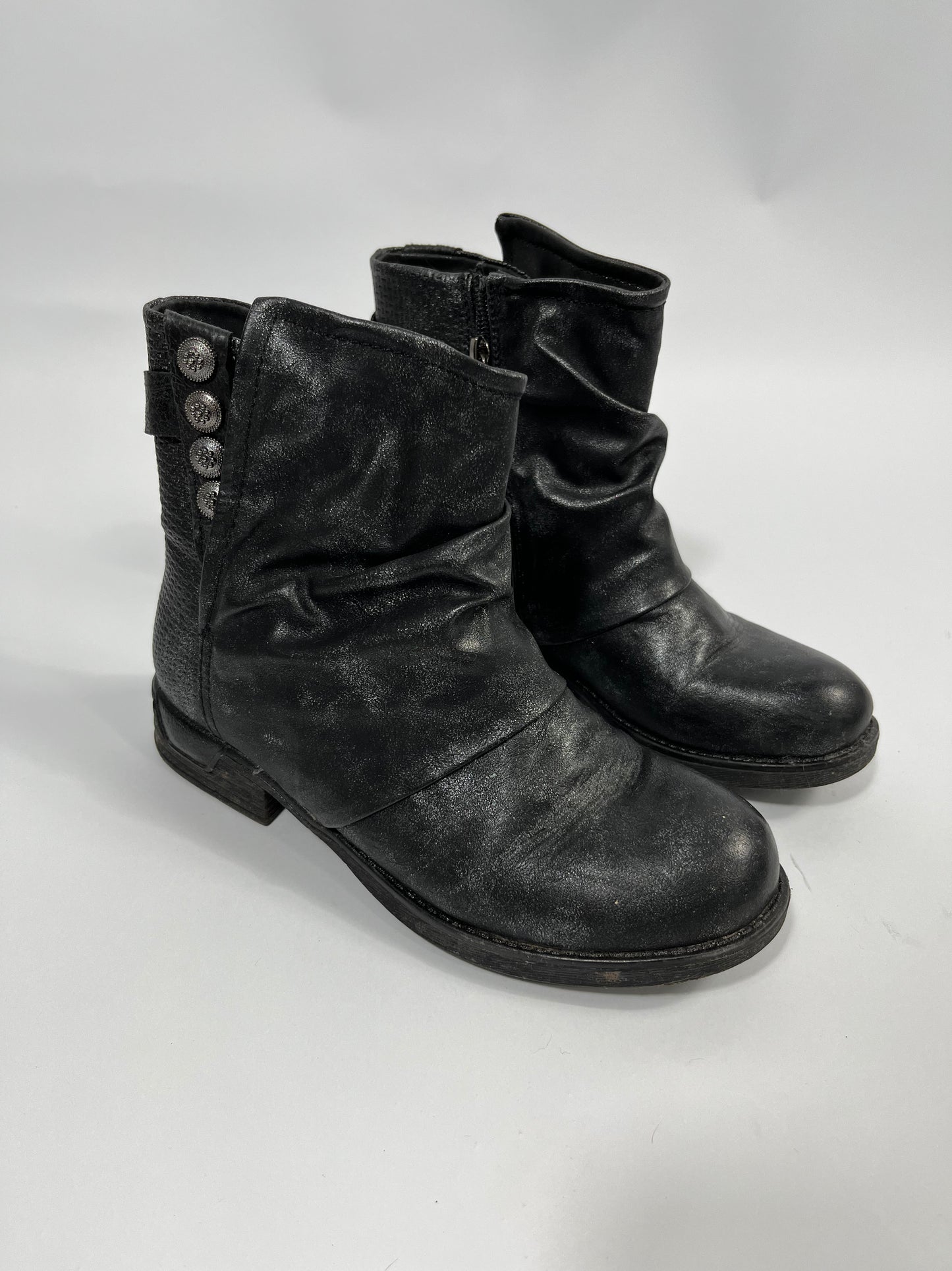 VINTAGE BOOTS EU37