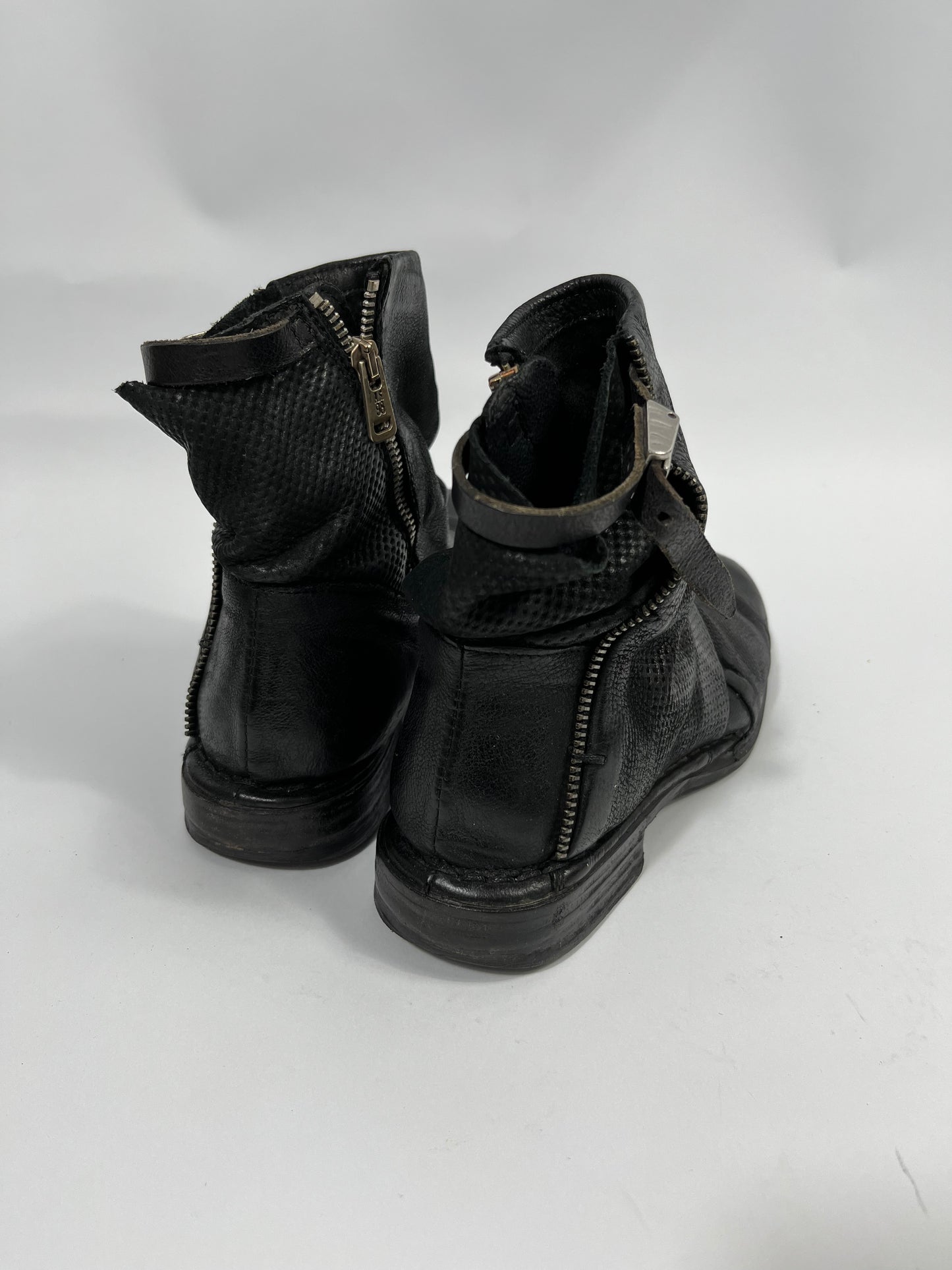 VINTAGE AS98 BOOTS EU38