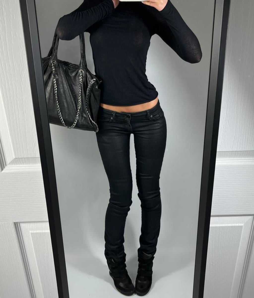 VINTAGE 2004 GUESS LOW RISE JEANS SIZE 26