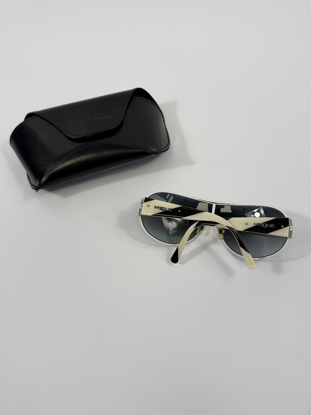 VINTAGE SHIELD SUNGLASSES