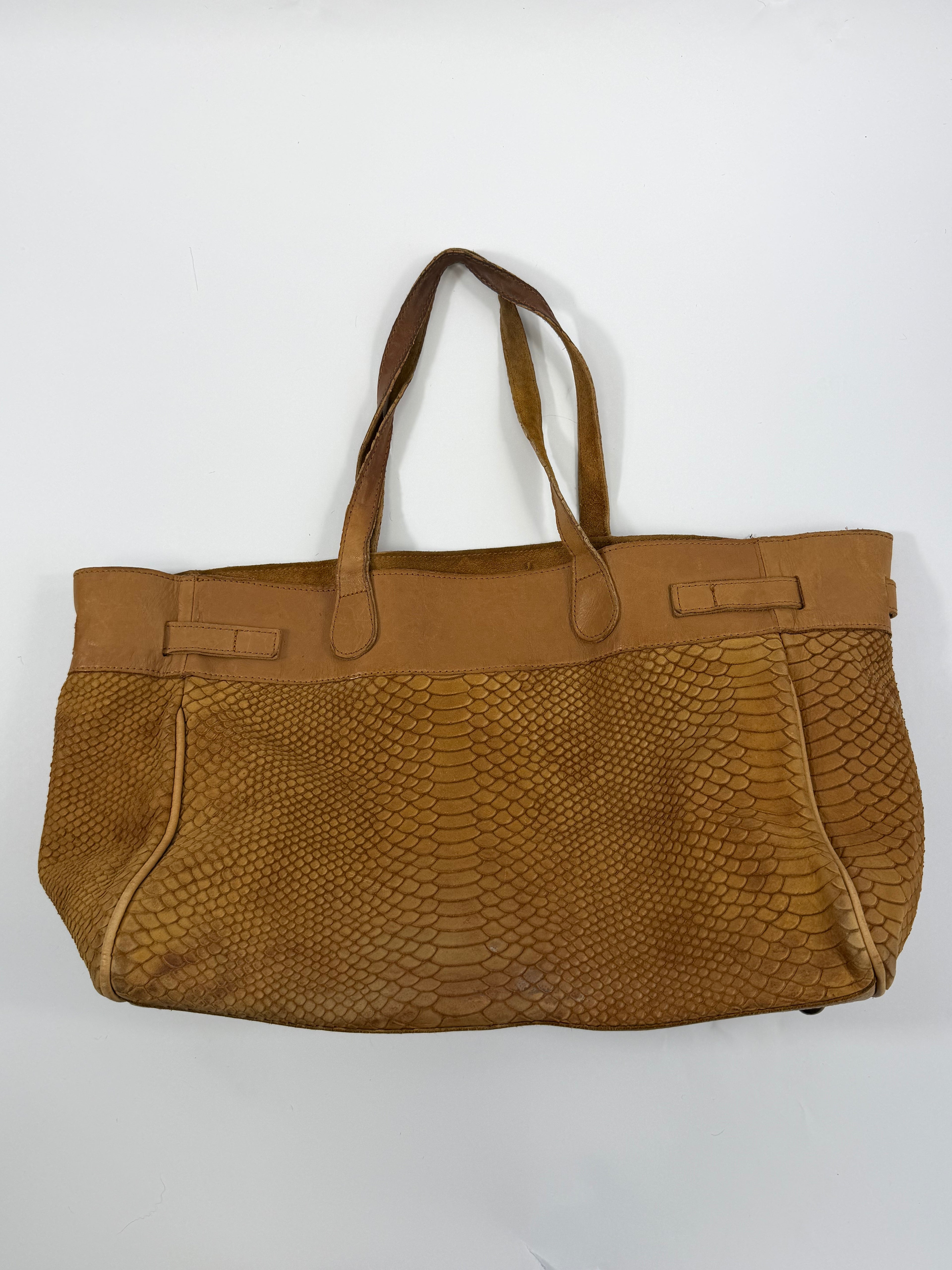 VINTAGE IKKS LEATHER BAG
