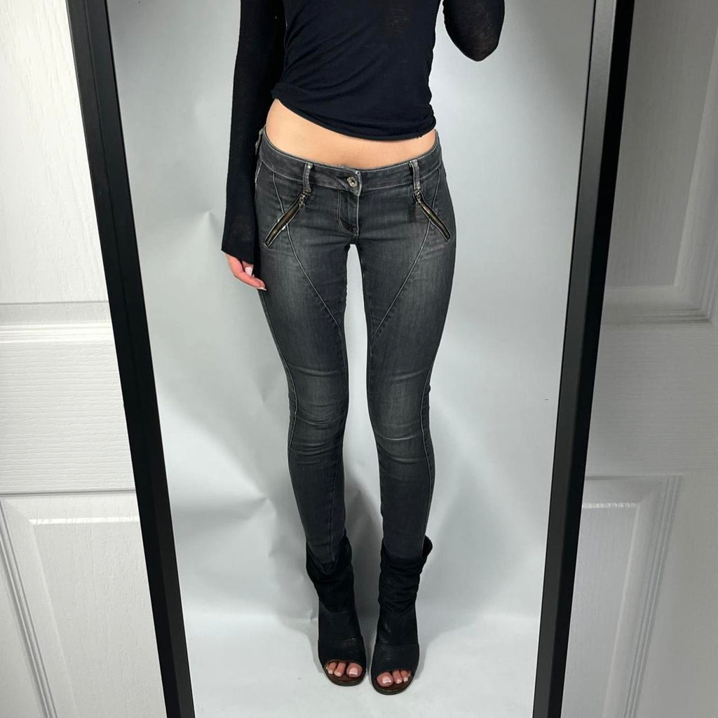 VINTAGE GUESS LOW RISE JEANS