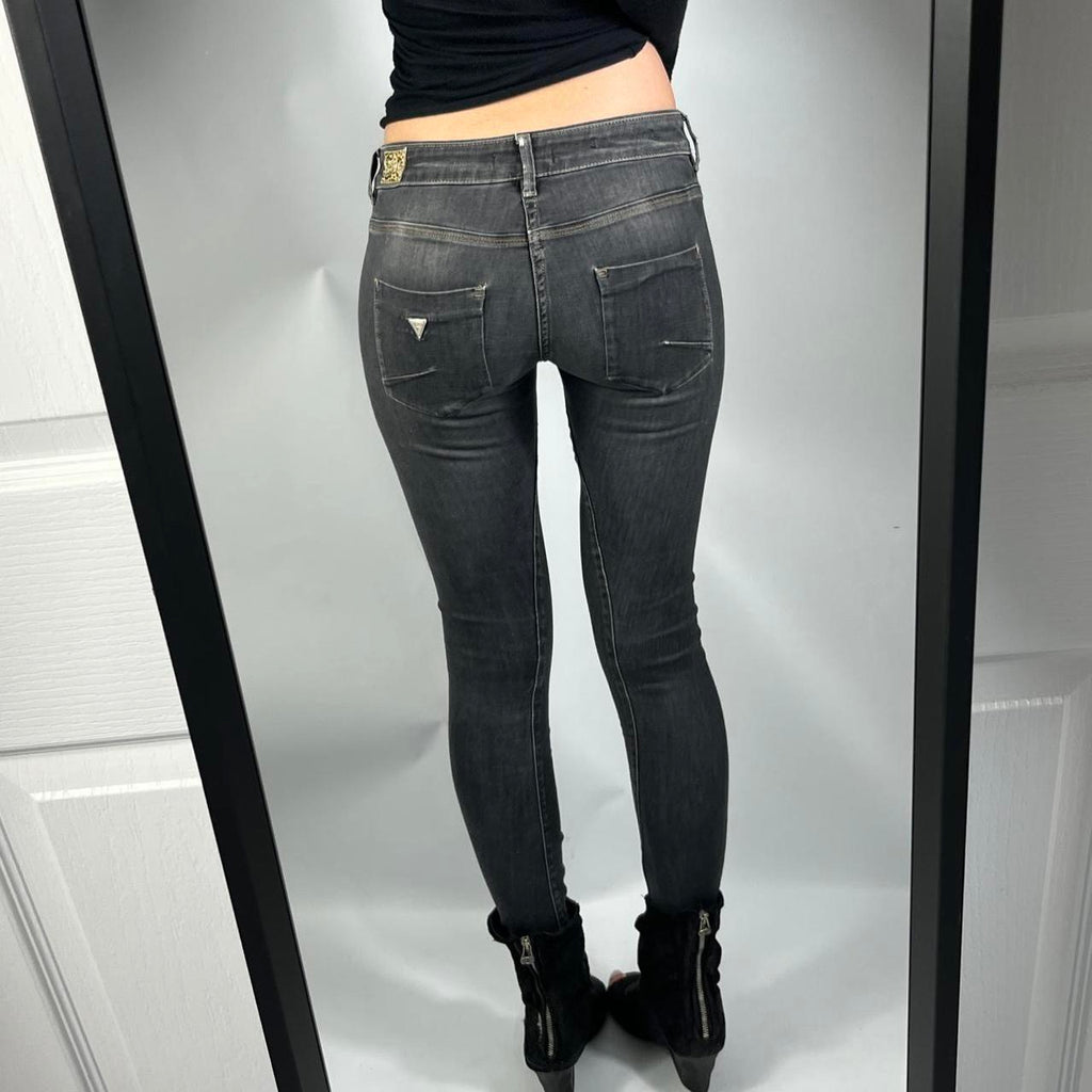 VINTAGE GUESS LOW RISE JEANS