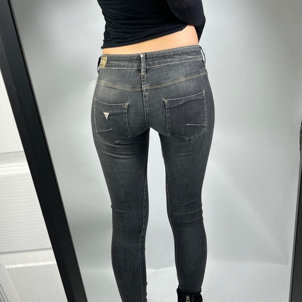 VINTAGE GUESS LOW RISE JEANS