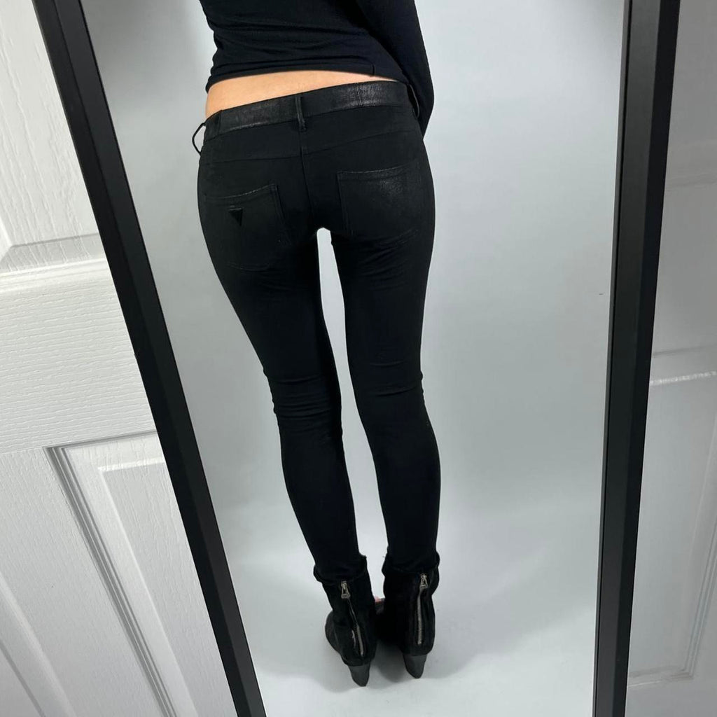 VINTAGE GUESS LOW RISE JEANS SIZE 28
