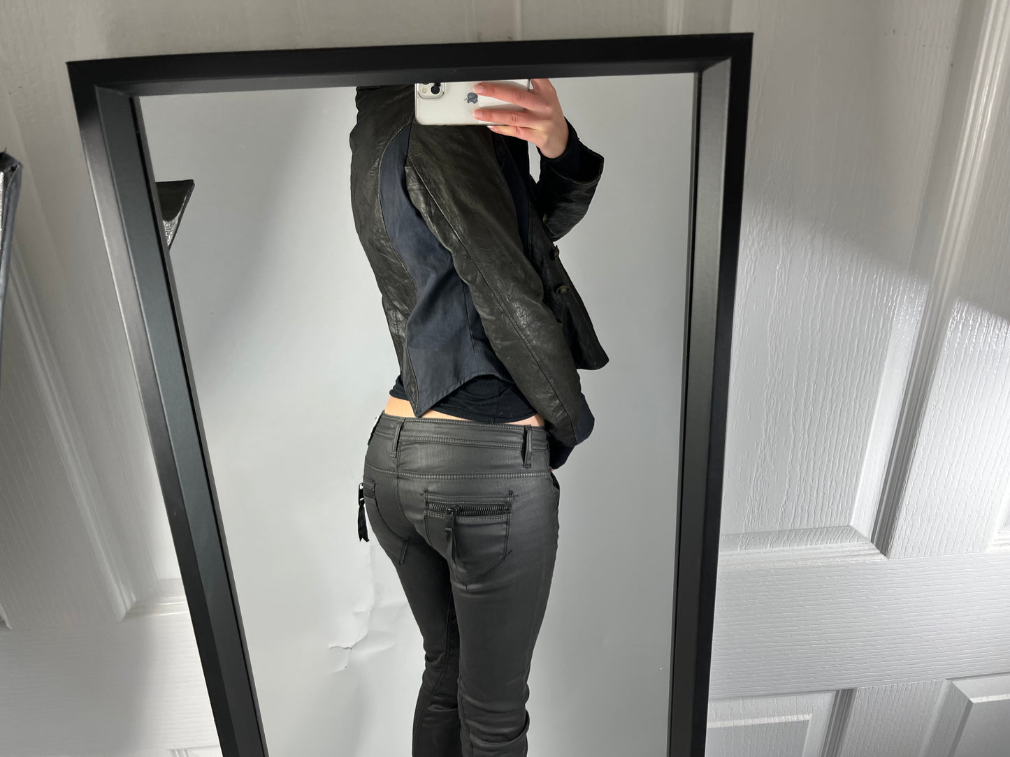 VINTAGE LEATHER JACKET