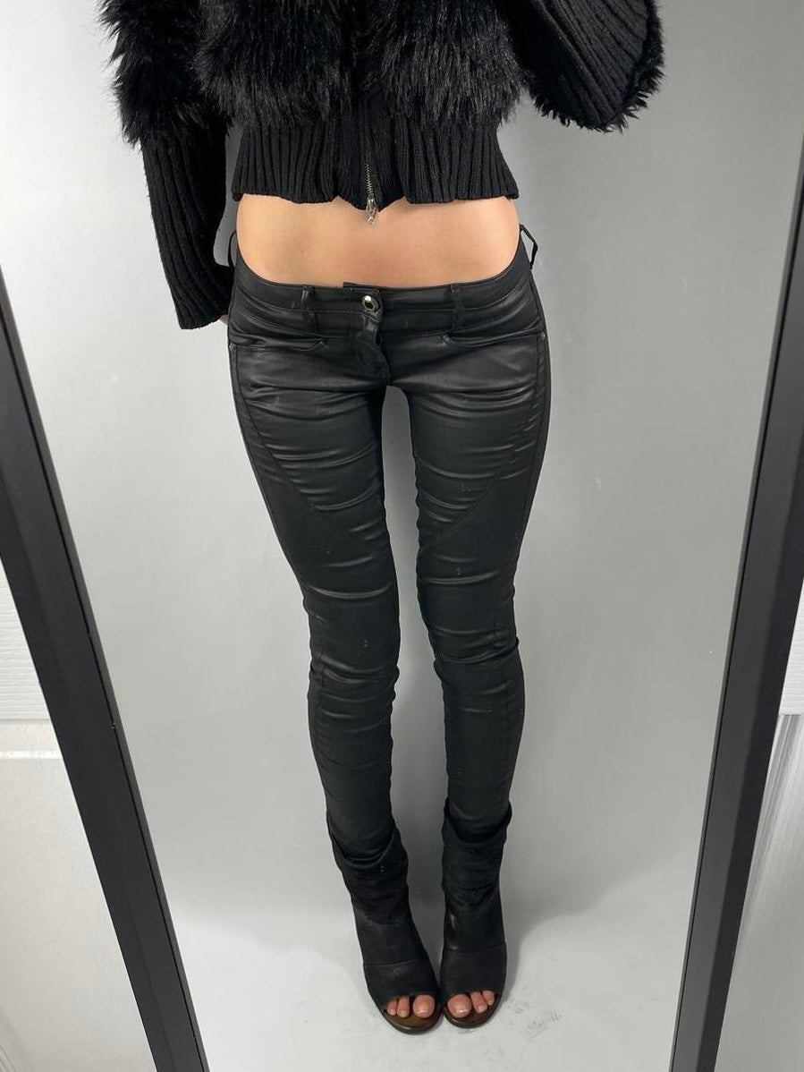 VINTAGE 2004 GUESS LOW RISE JEANS SIZE 24