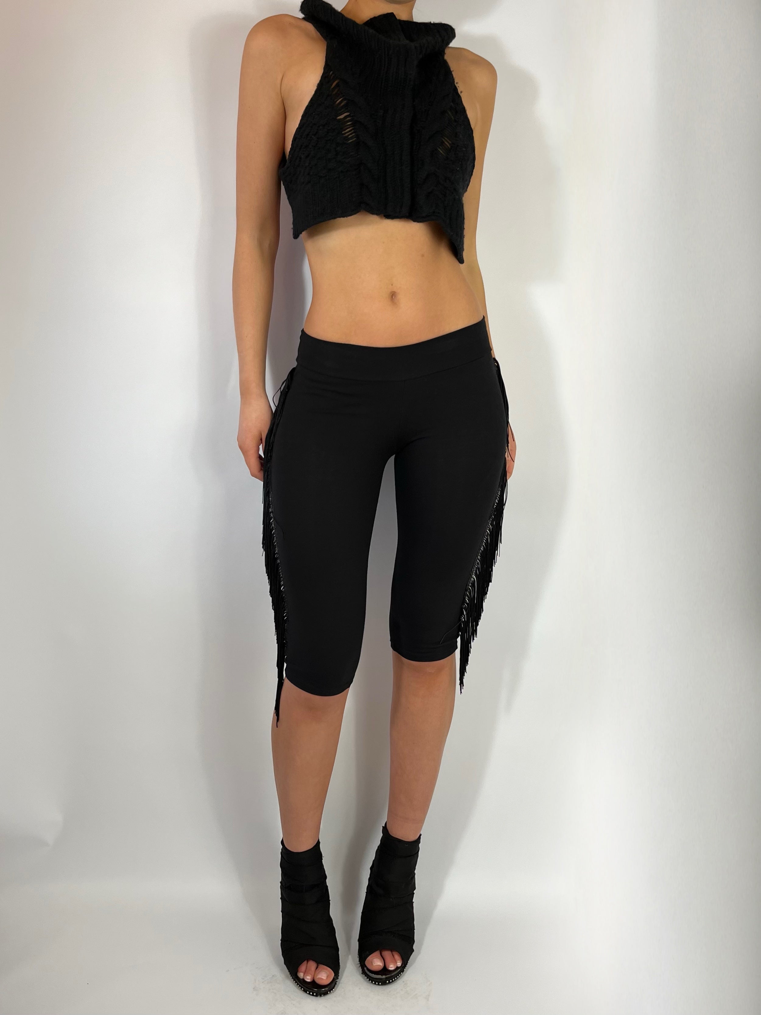 ULTRA LOW RISE CAPRI PANTS IN BLACK FRINGE