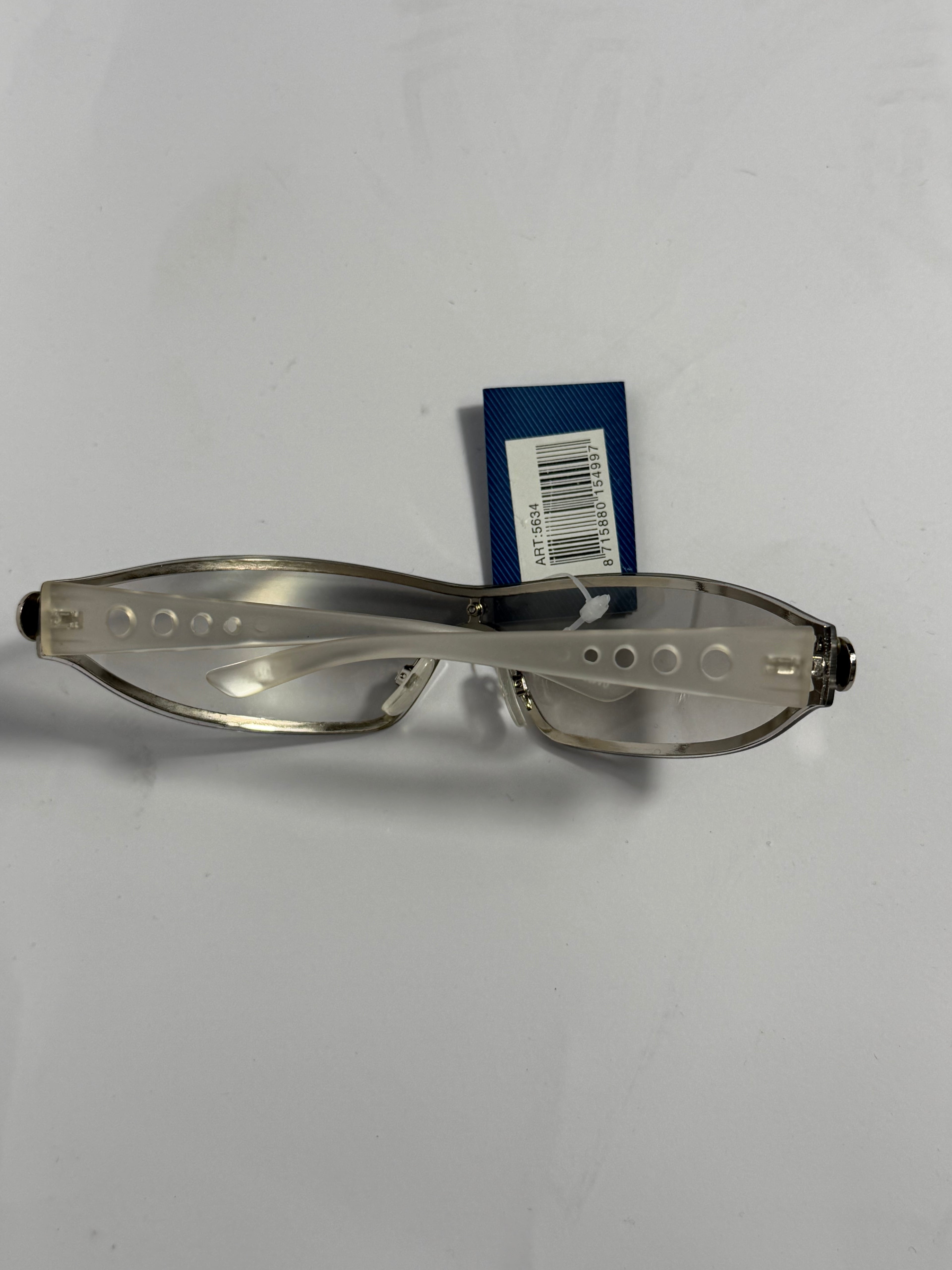 VINTAGE DEADSTOCK SUNGLASSES