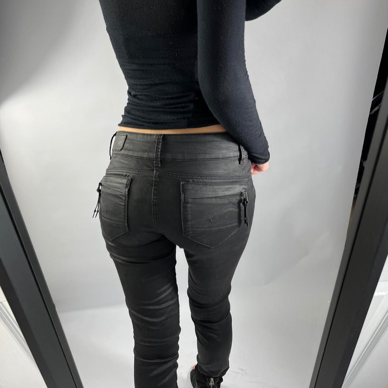 VINTAGE LOW RISE JEANS SIZE 28