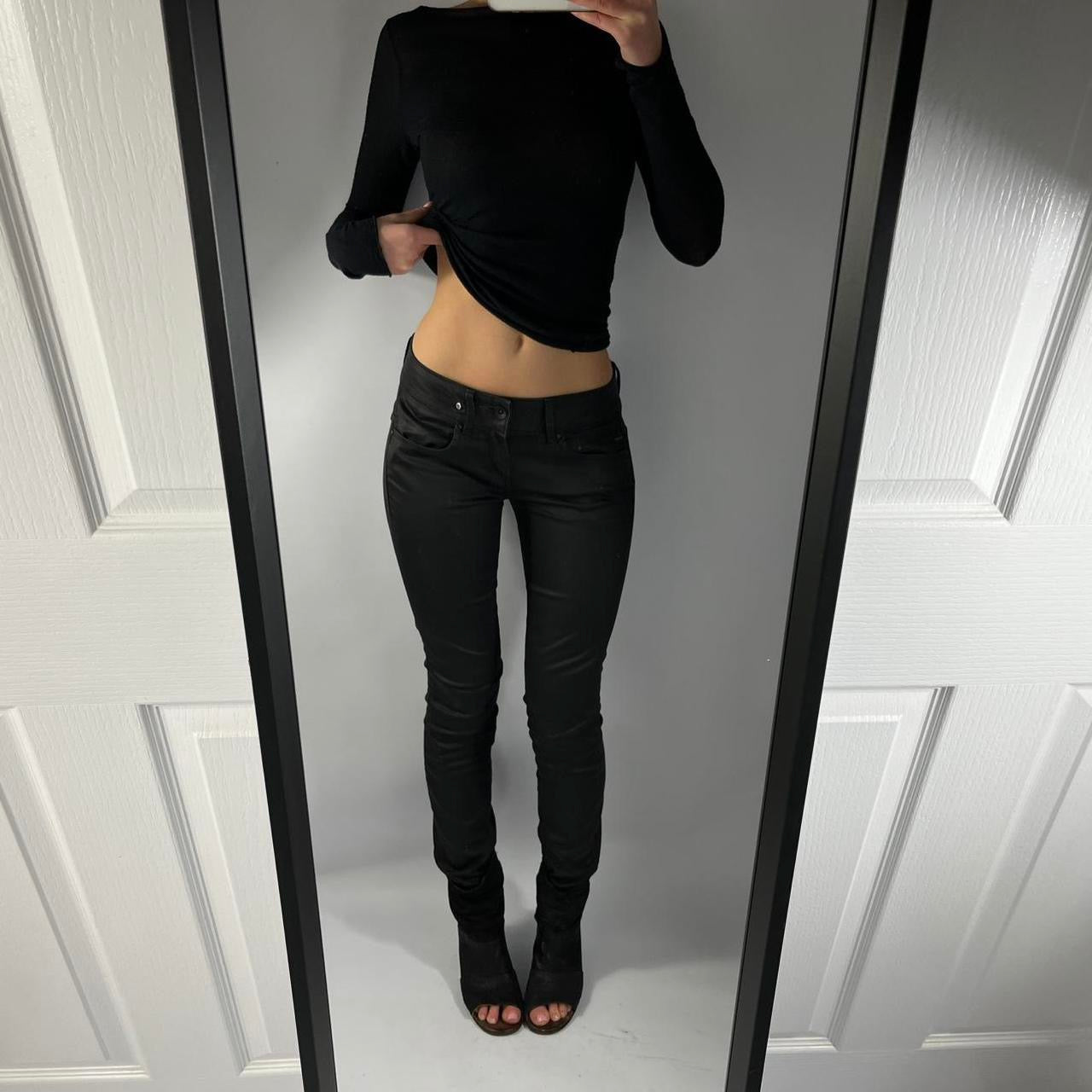 VINTAGE LOW RISE JEANS SIZE 26
