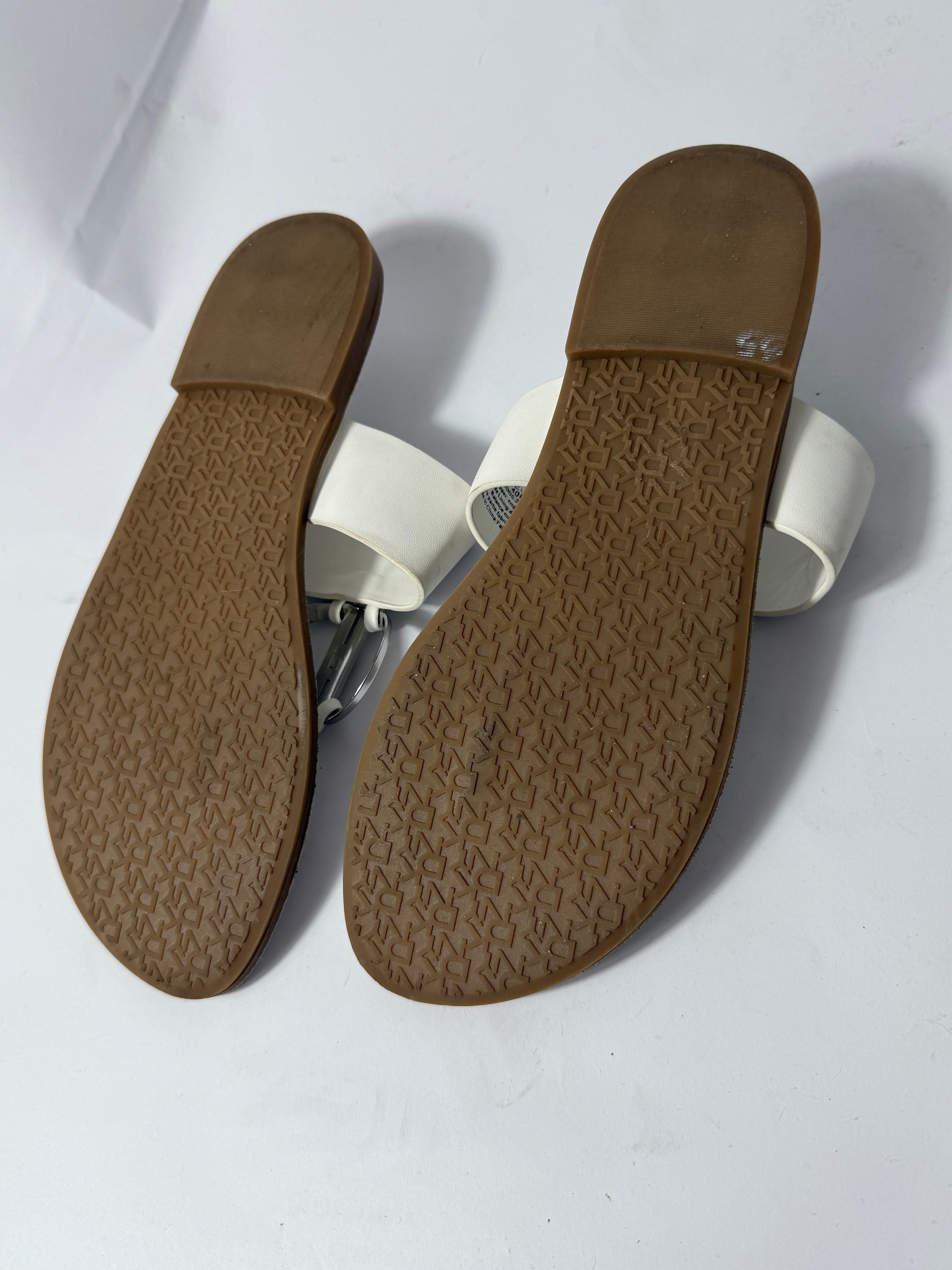 VINTAGE DKNY SANDALS EU40