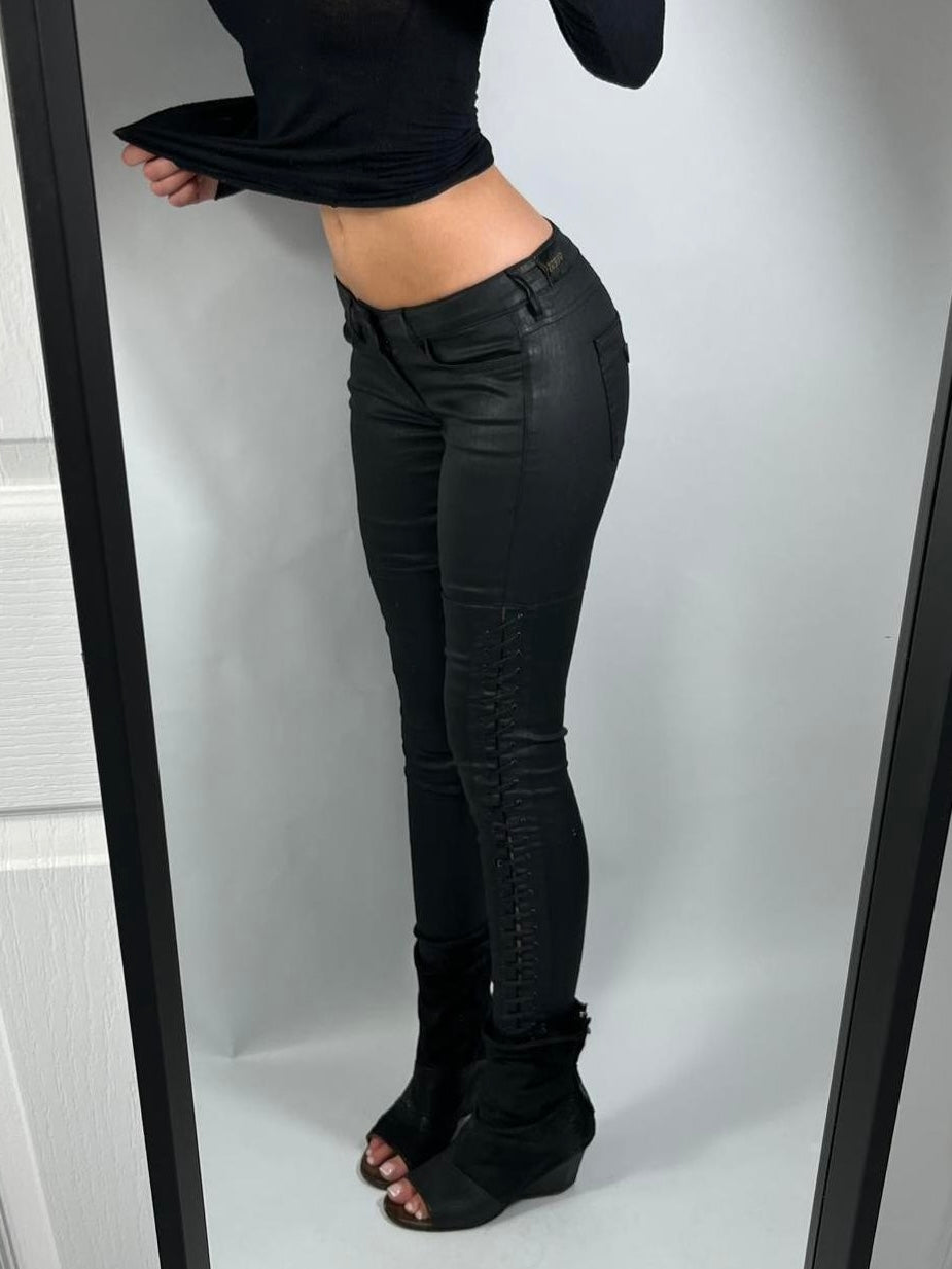 VINTAGE 2004 GUESS LOW RISE JEANS SIZE 26
