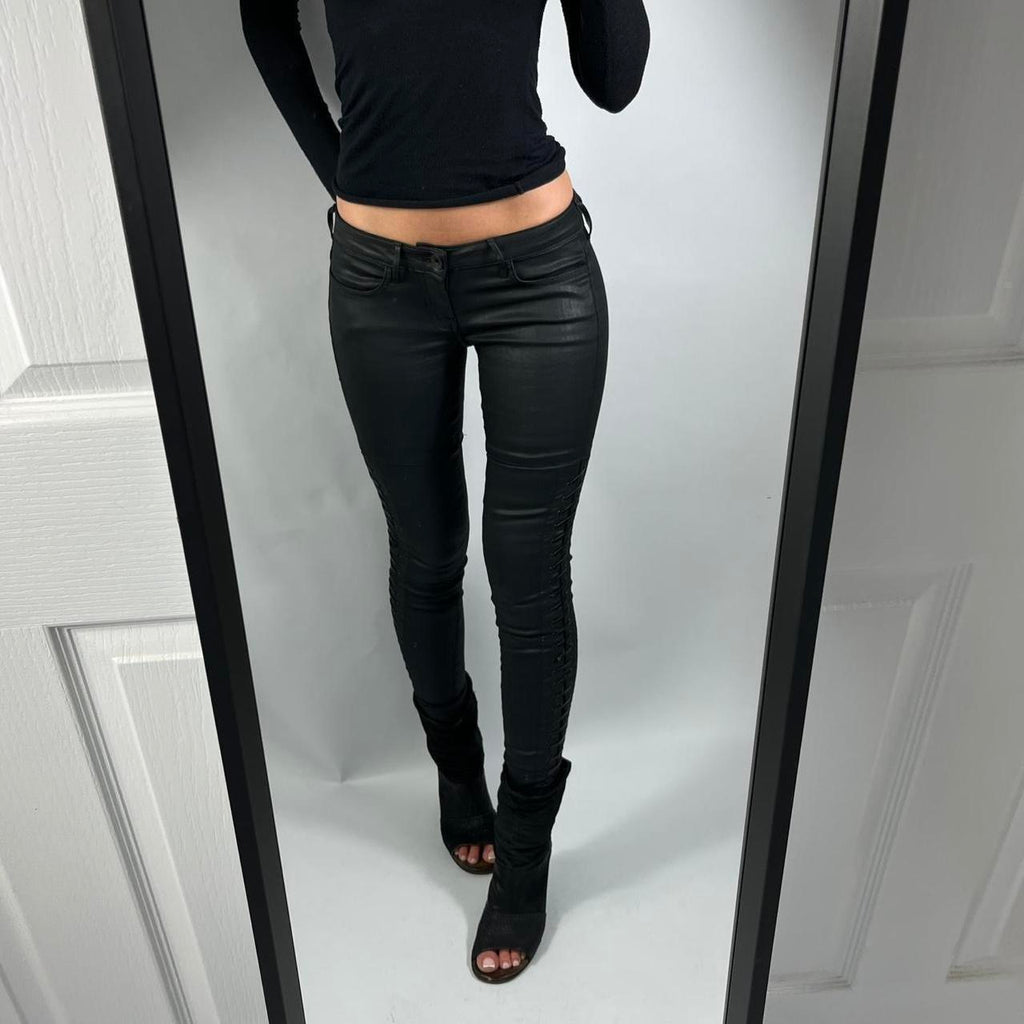 VINTAGE 2004 GUESS LOW RISE JEANS SIZE 26